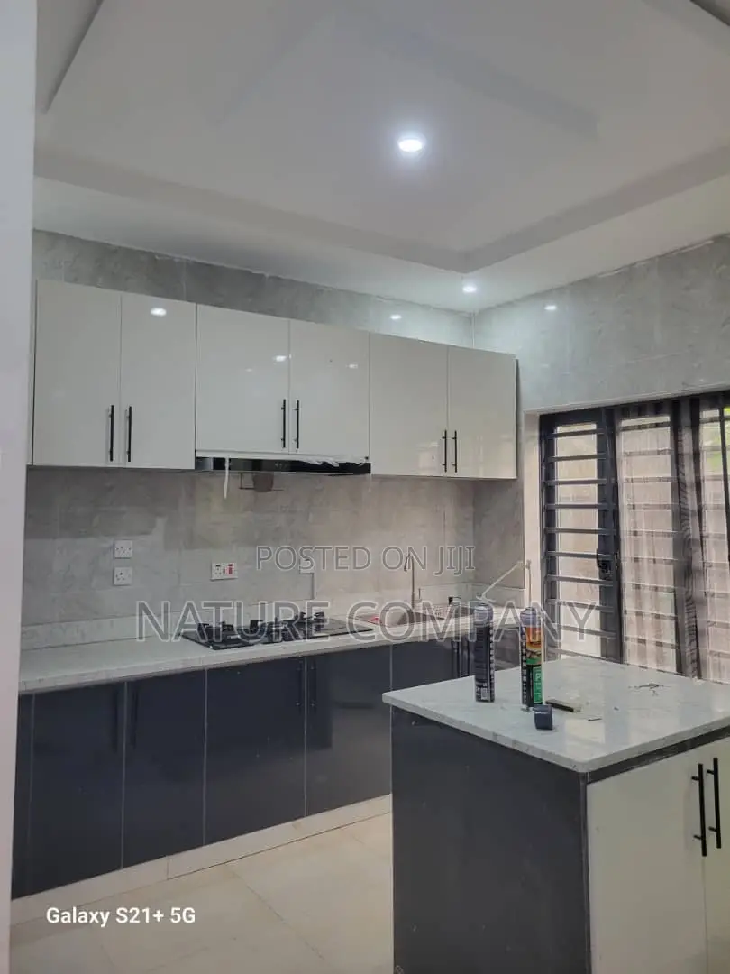 3bdrm Block of Flats in Opic Estate, Isheri North for rent