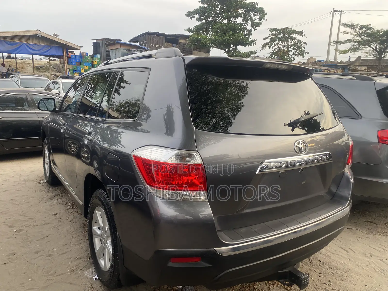 Toyota Highlander Limited 3.5L 2WD 2013 Gray