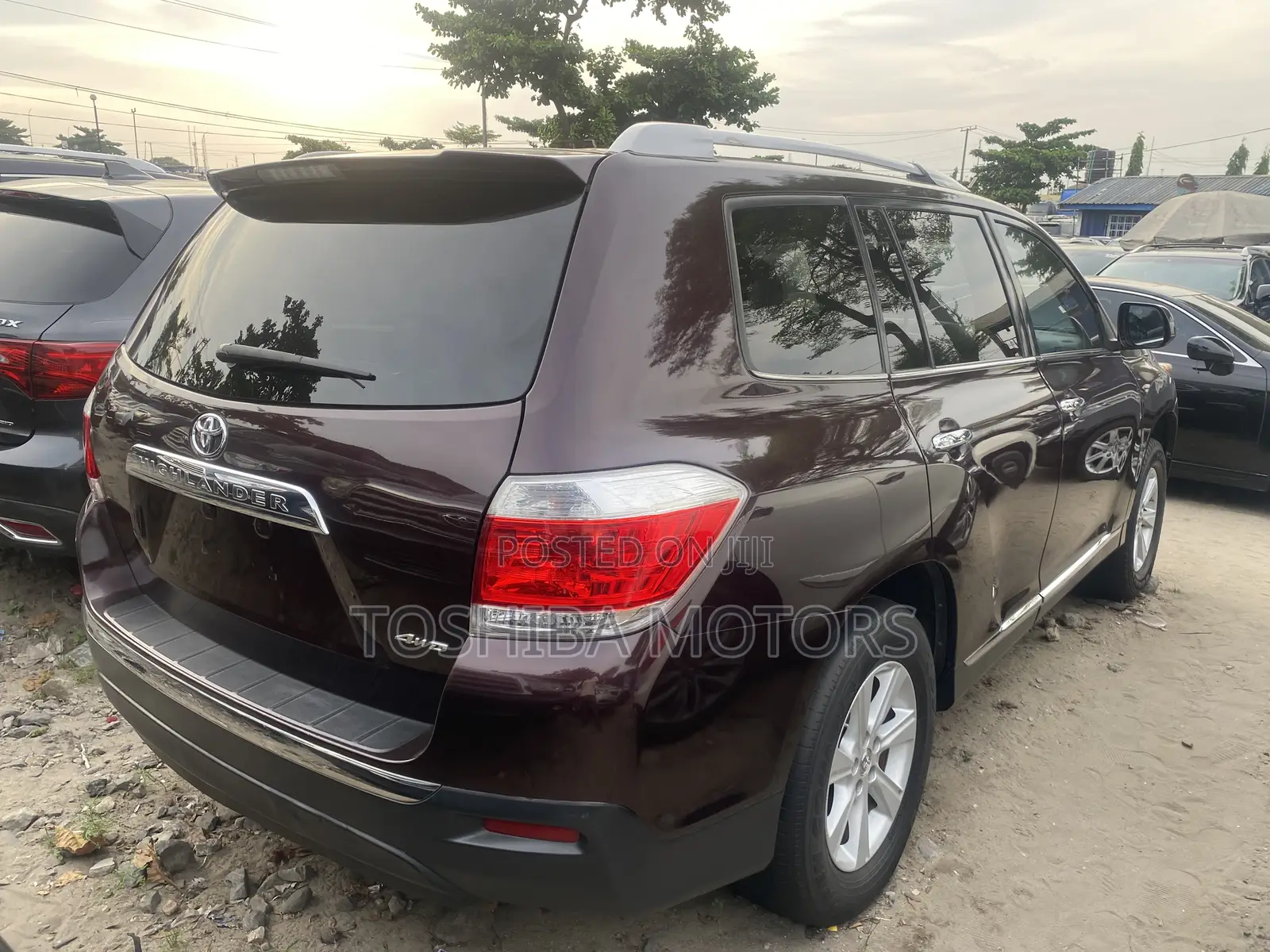 Toyota Highlander Limited 3.5l 4WD 2013 Maroon