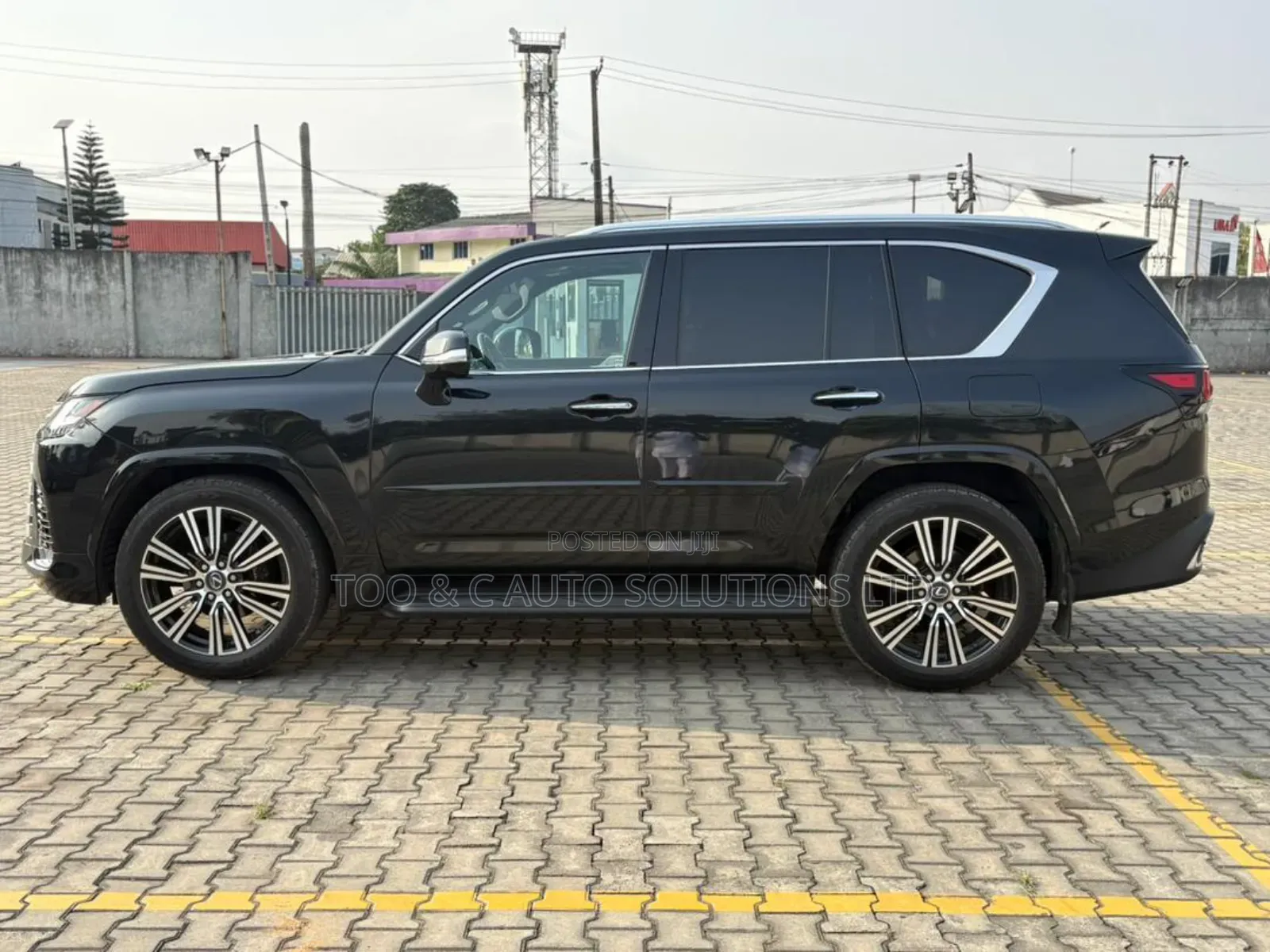 Lexus LX 600 2023 Black