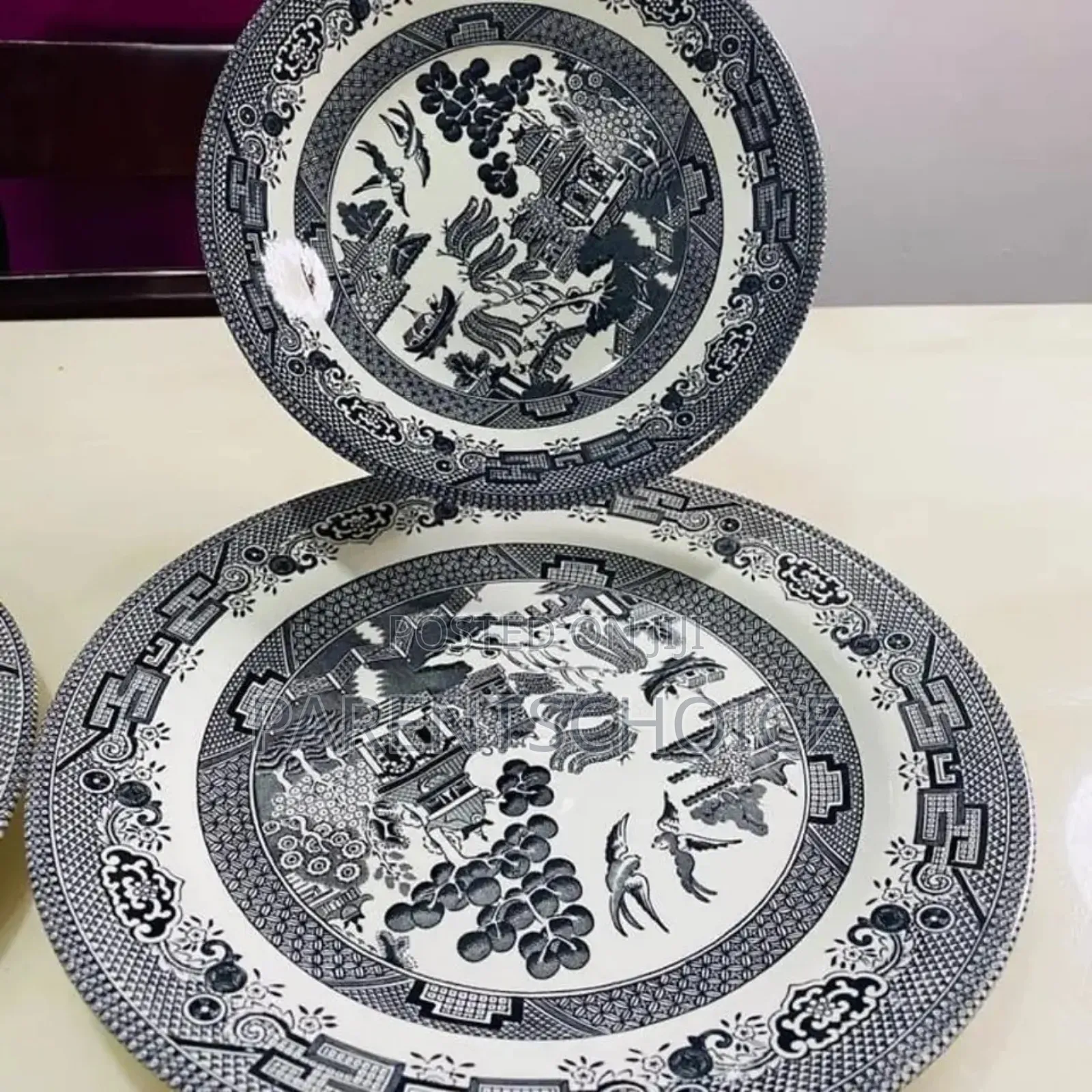 Black Willow Pottery Plates Bowl Dinnerware Set 12/18 PCS