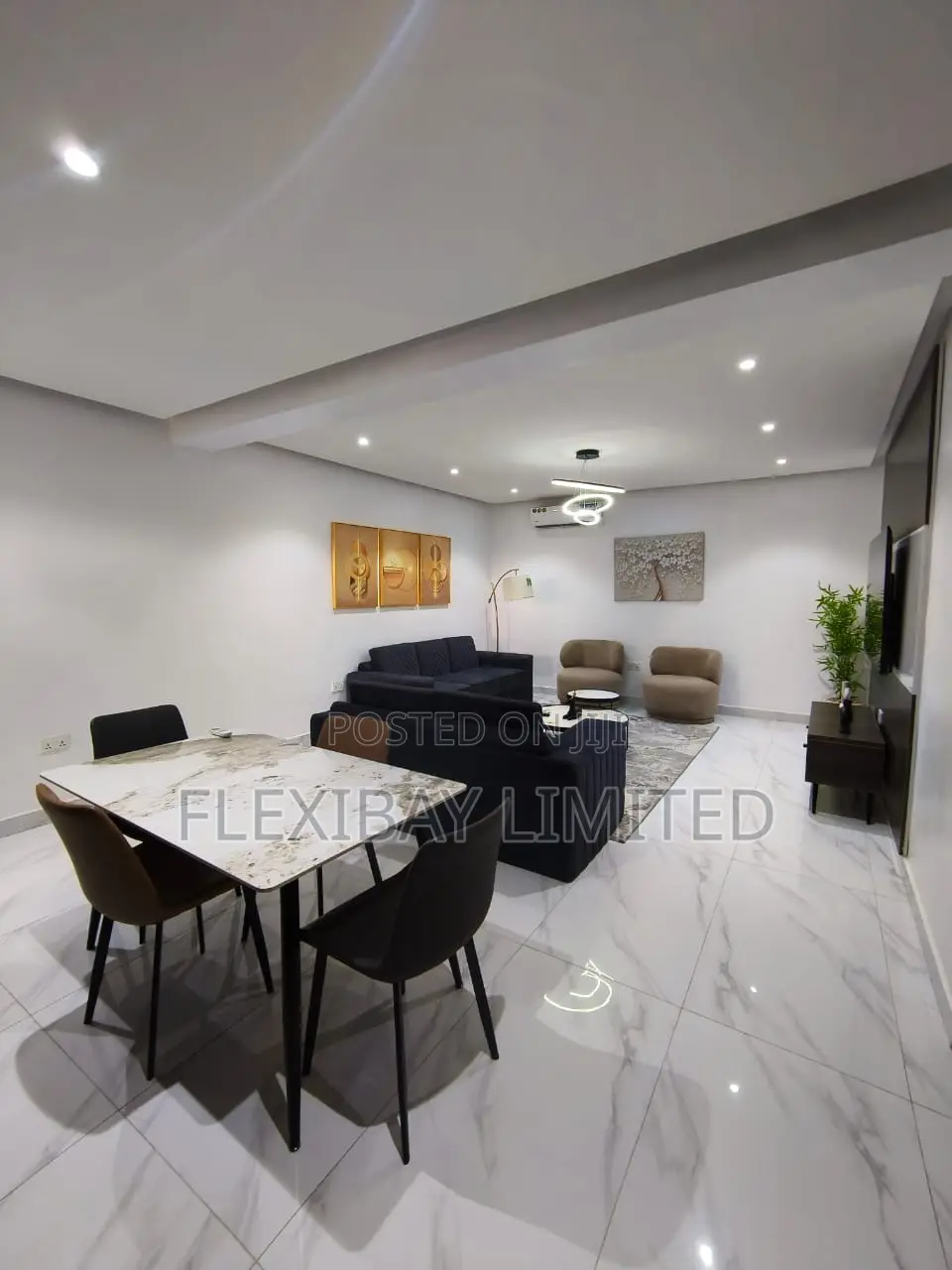 Furnished 3bdrm Penthouse in Primewaters, Ikate for rent