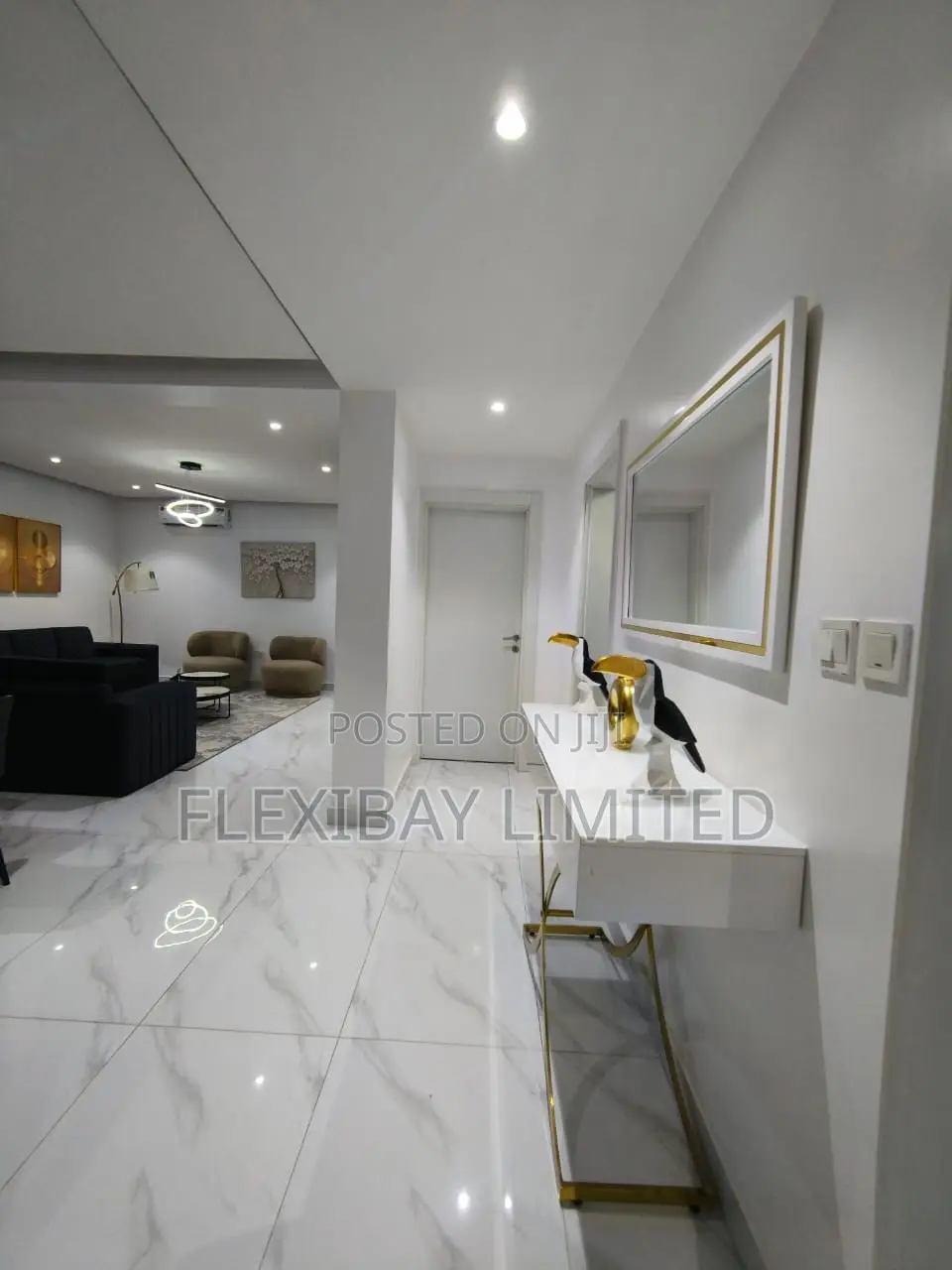 Furnished 3bdrm Penthouse in Primewaters, Ikate for rent