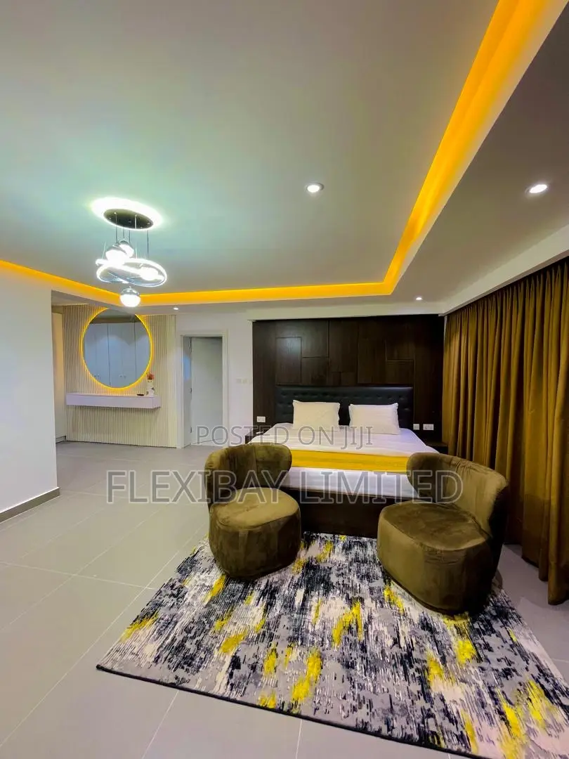 Furnished 3bdrm Penthouse in Primewaters, Ikate for rent