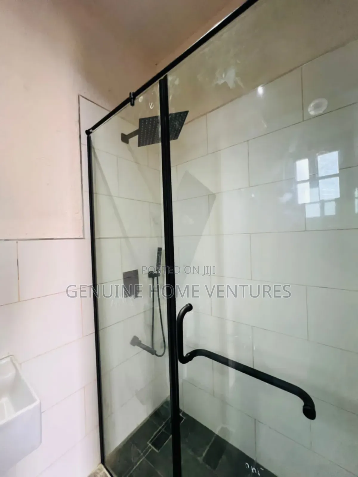1bdrm Apartment in Lekki Phase One for sale