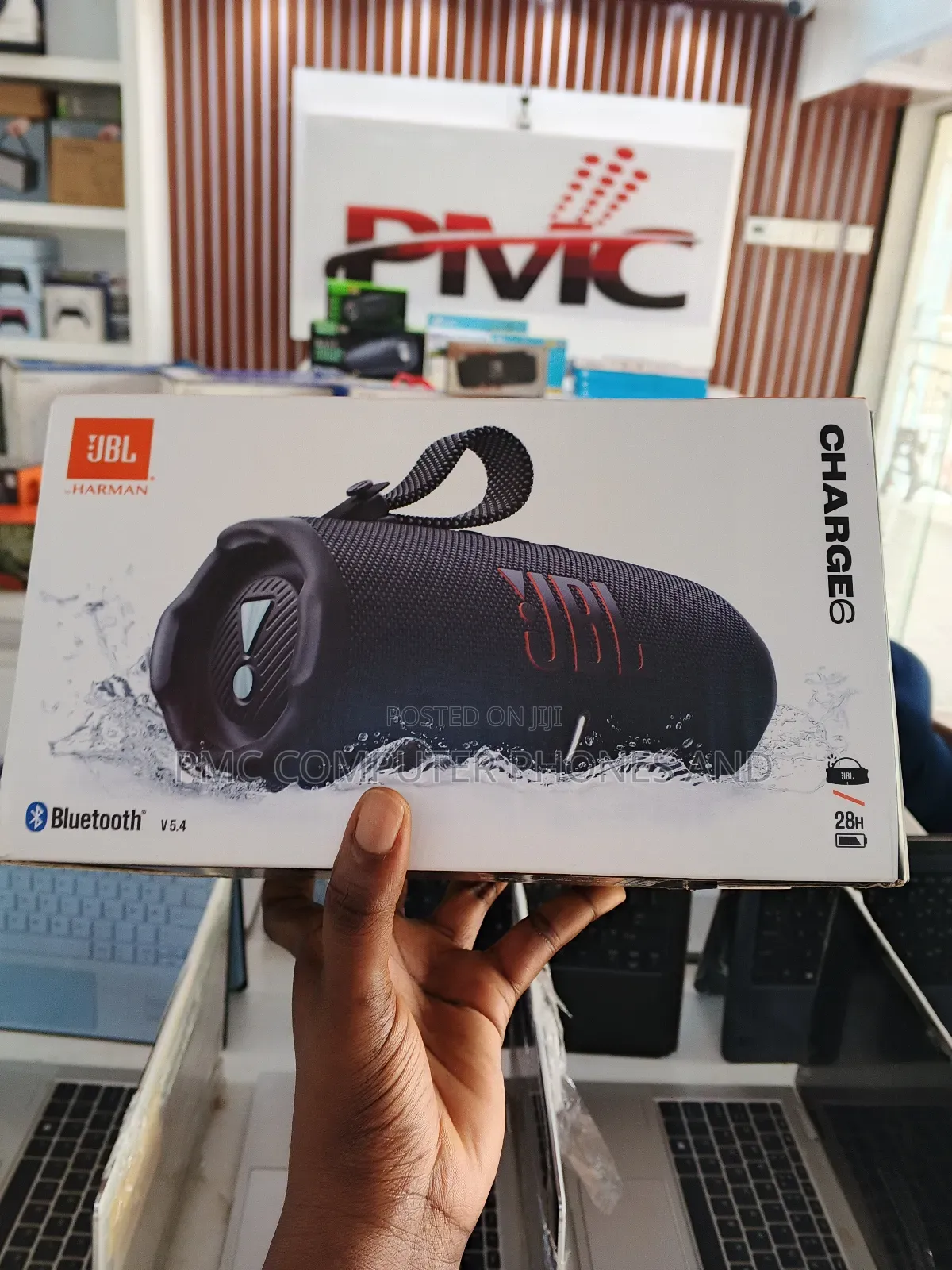 JBL Charge 6
