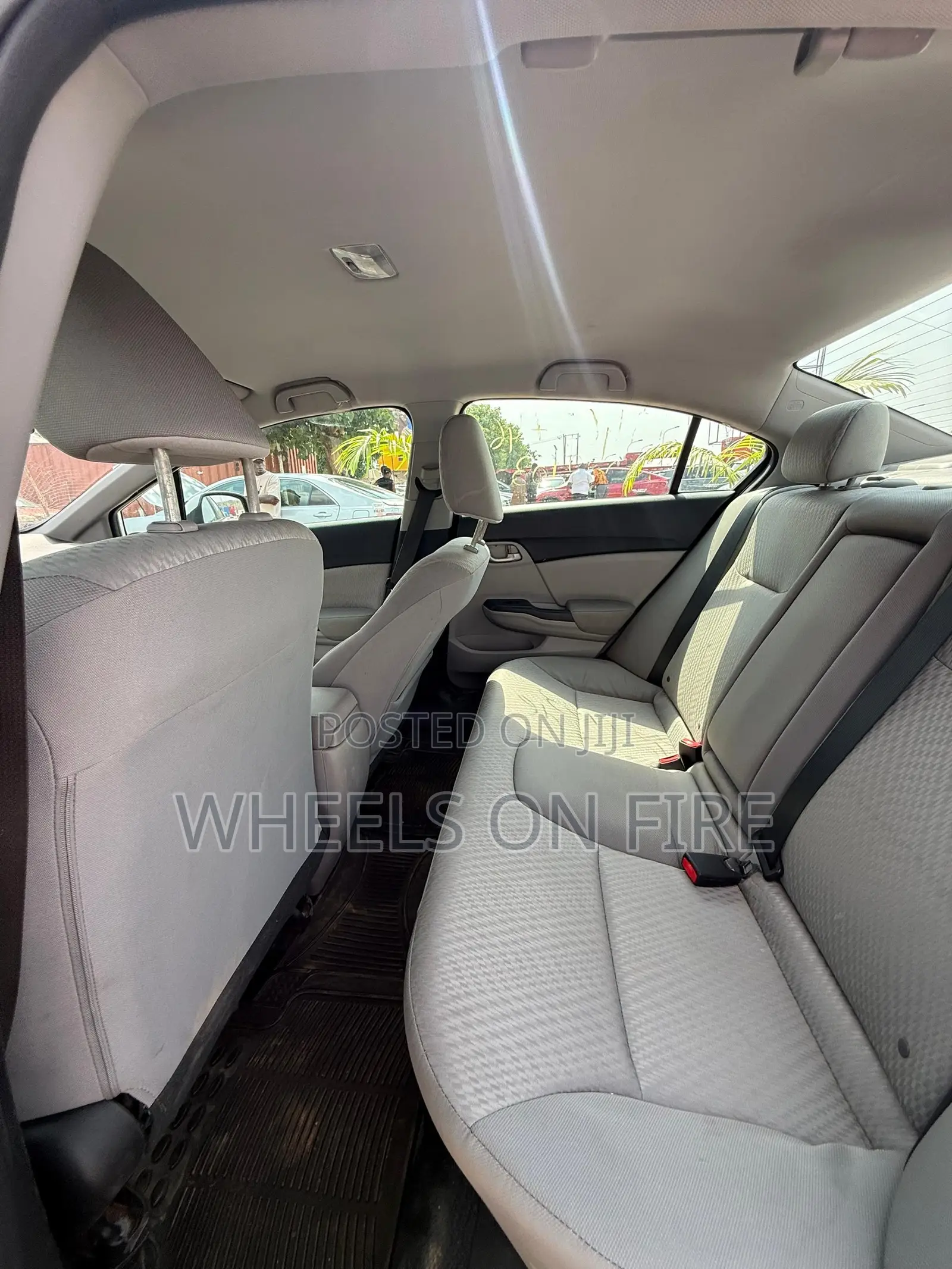 Honda Civic 2013 White