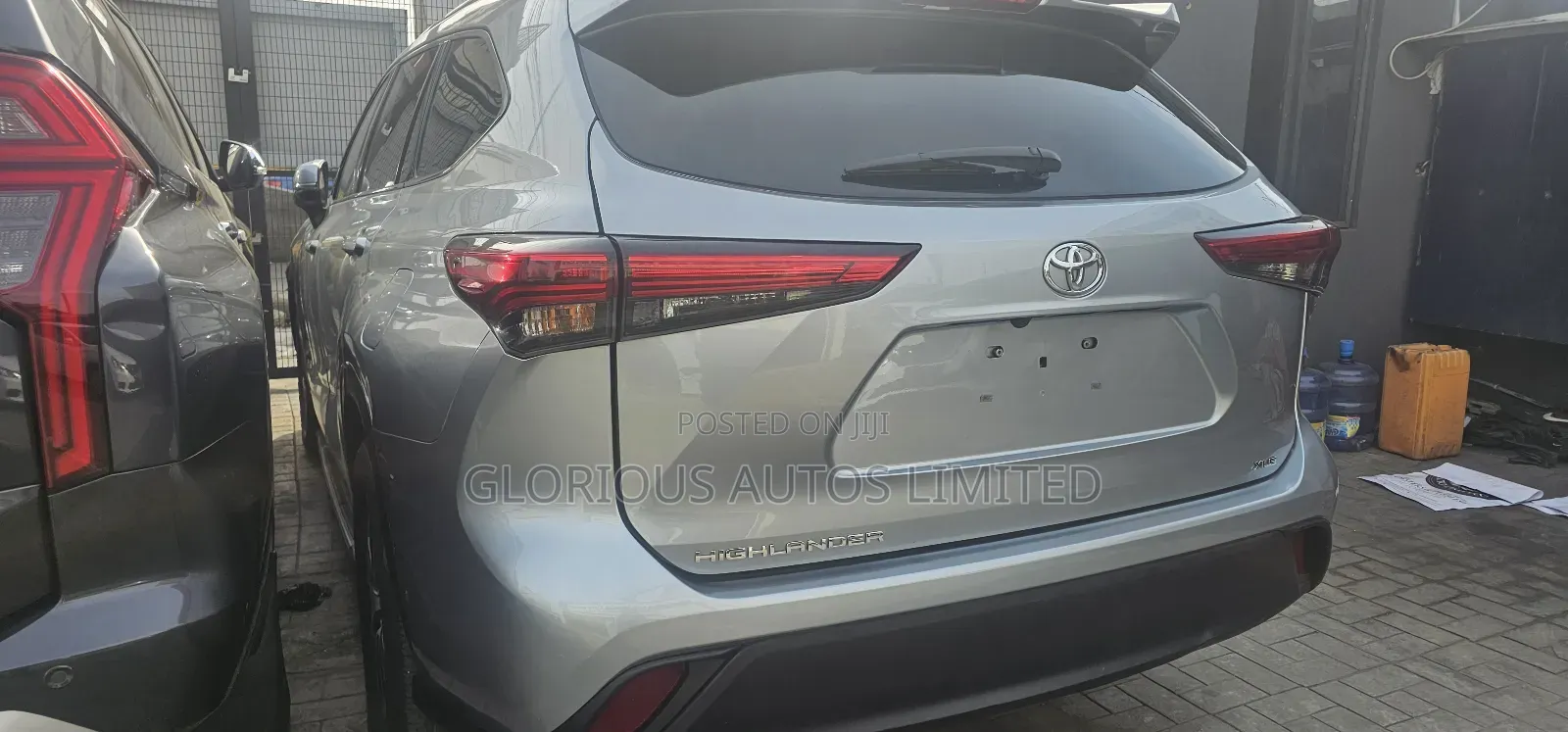 Toyota Highlander XLE 2022 Silver