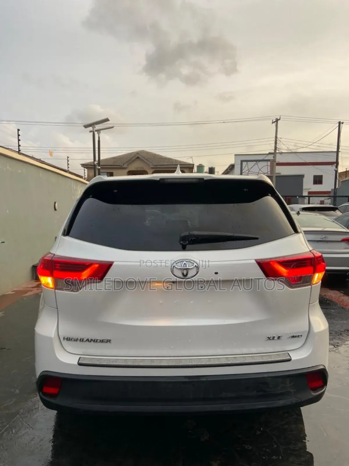 Toyota Highlander XLE V6 4x4 (3.5L 6cyl 6A) 2016 White