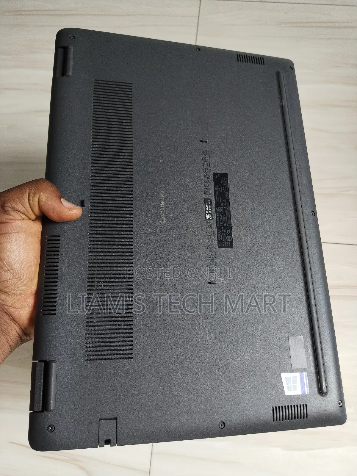 Laptop Dell Latitude 3510 16GB Intel Core i7 SSD 256GB