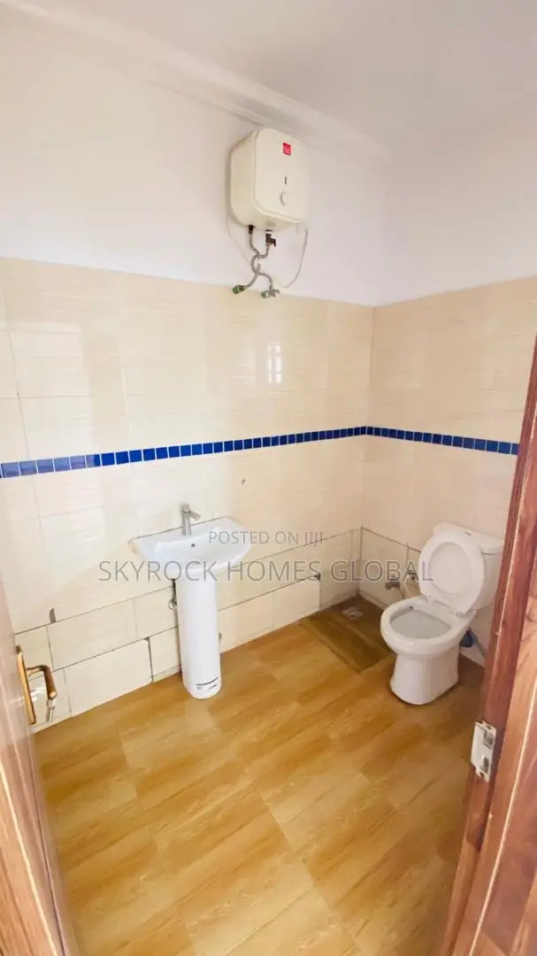 4bdrm Duplex in Sangotedo for rent