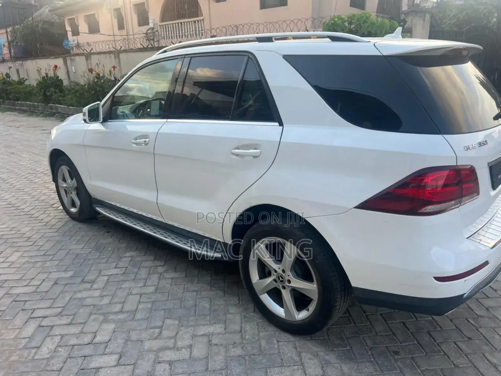 Mercedes-Benz GLE-Class 2017 White