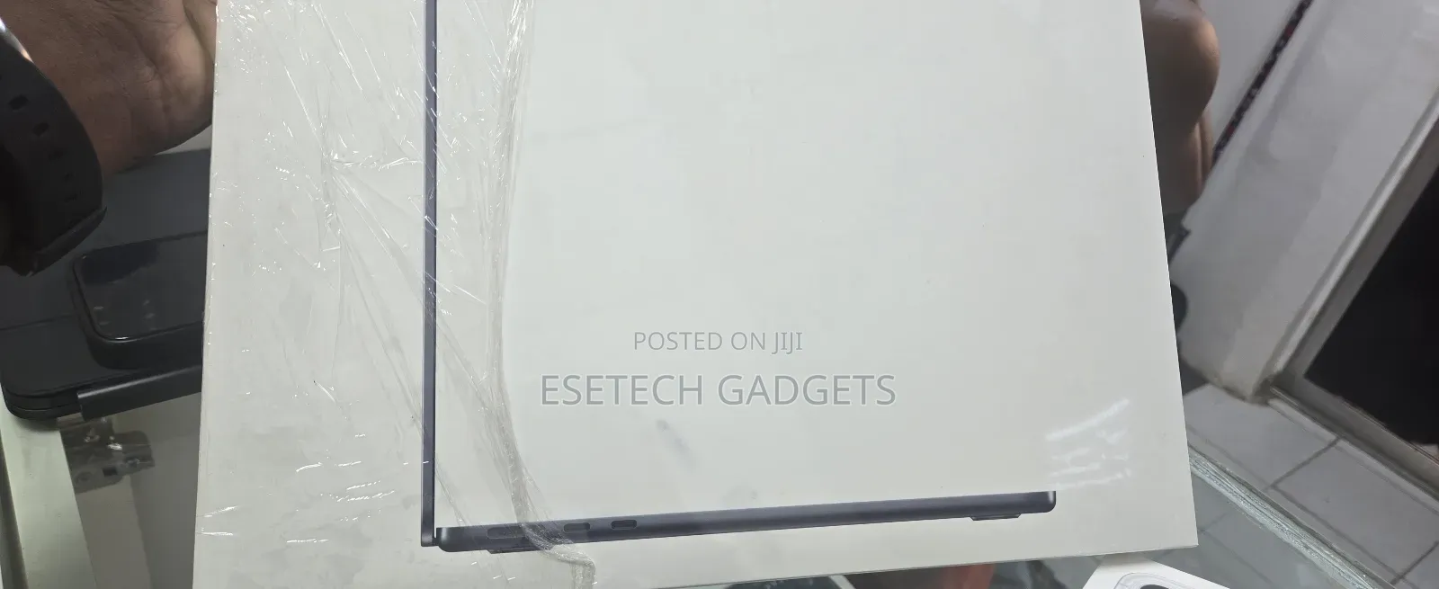 New Laptop Apple MacBook Air 2025 M4 16GB Apple M5 SSD 512GB