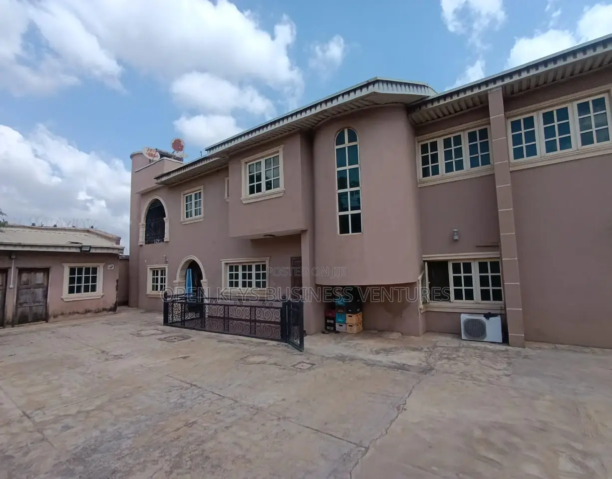 2bdrm Duplex in Tinubu, Iwo Road for sale