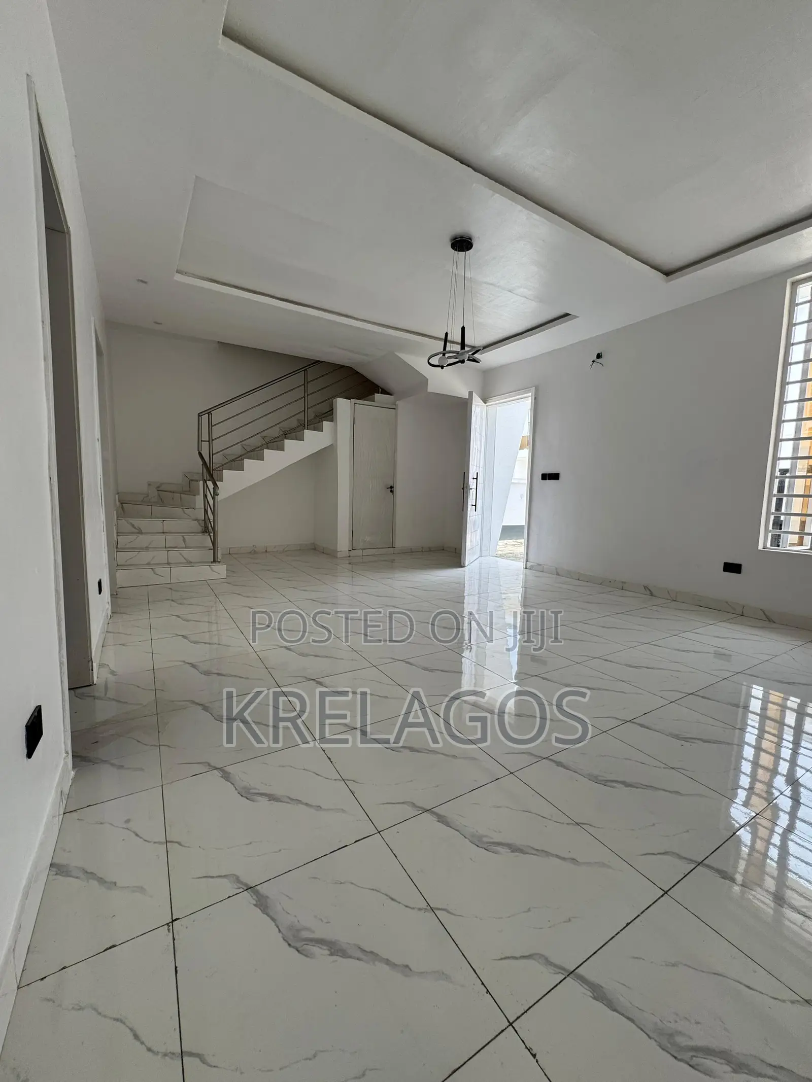 4bdrm Duplex in Ikota for sale
