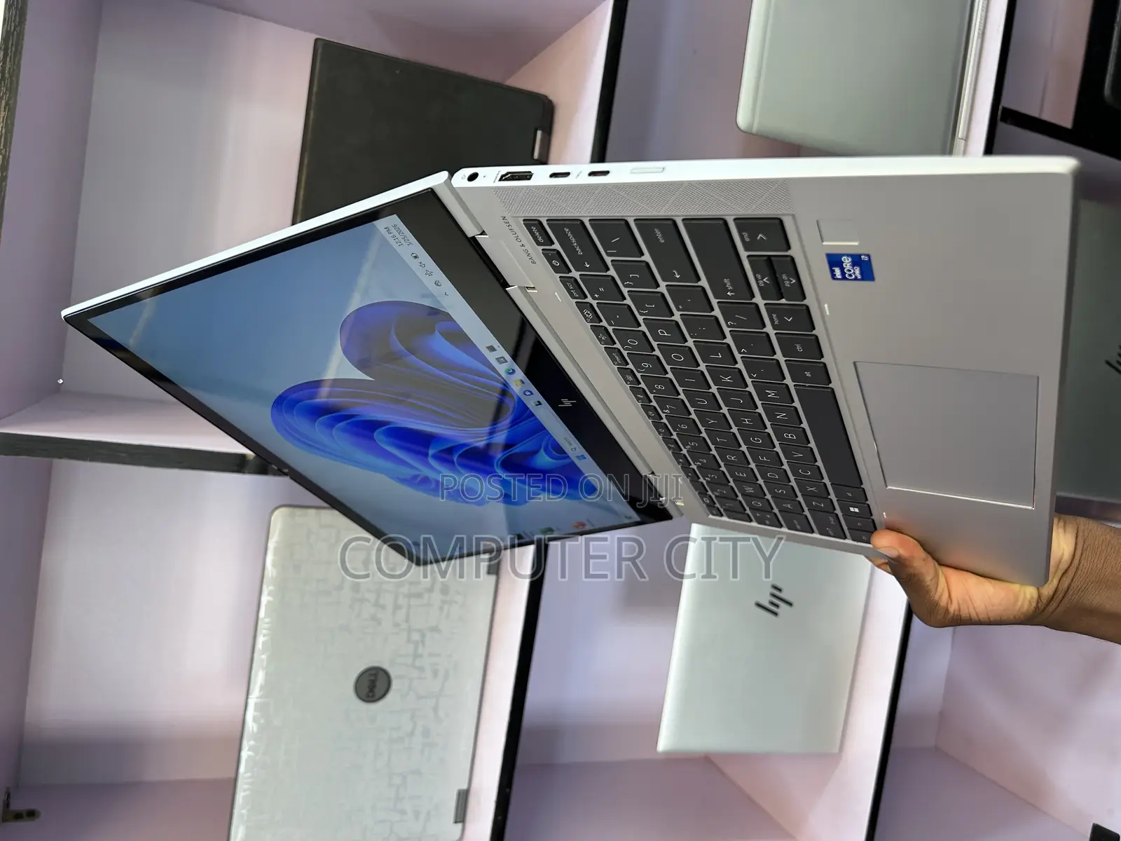 Laptop HP EliteBook 830 G8 16GB Intel Core i7 SSD 512GB