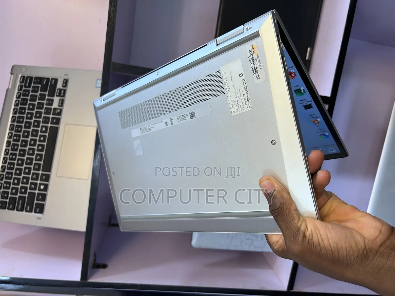 Laptop HP EliteBook 830 G8 16GB Intel Core i7 SSD 512GB