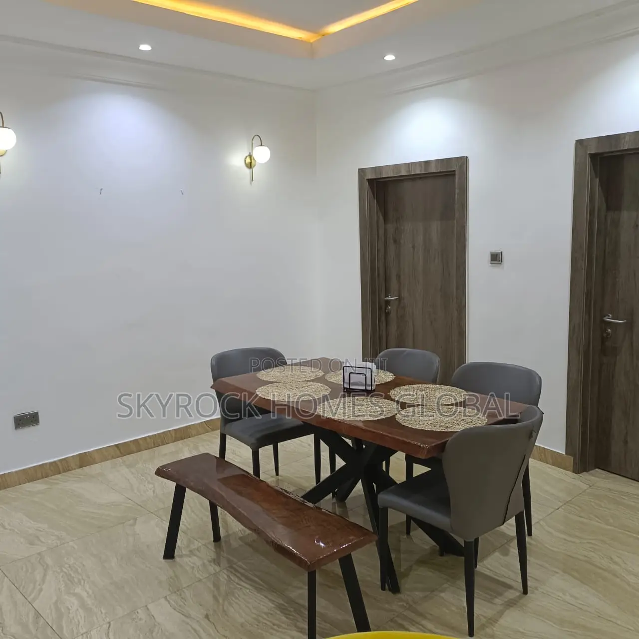 Furnished 3bdrm Penthouse in Banana Island for rent