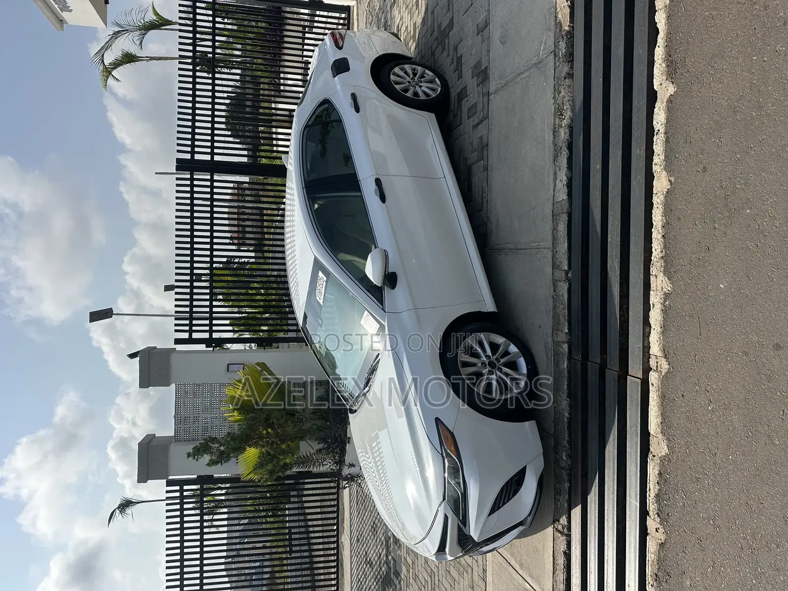 Toyota Camry 2020 White