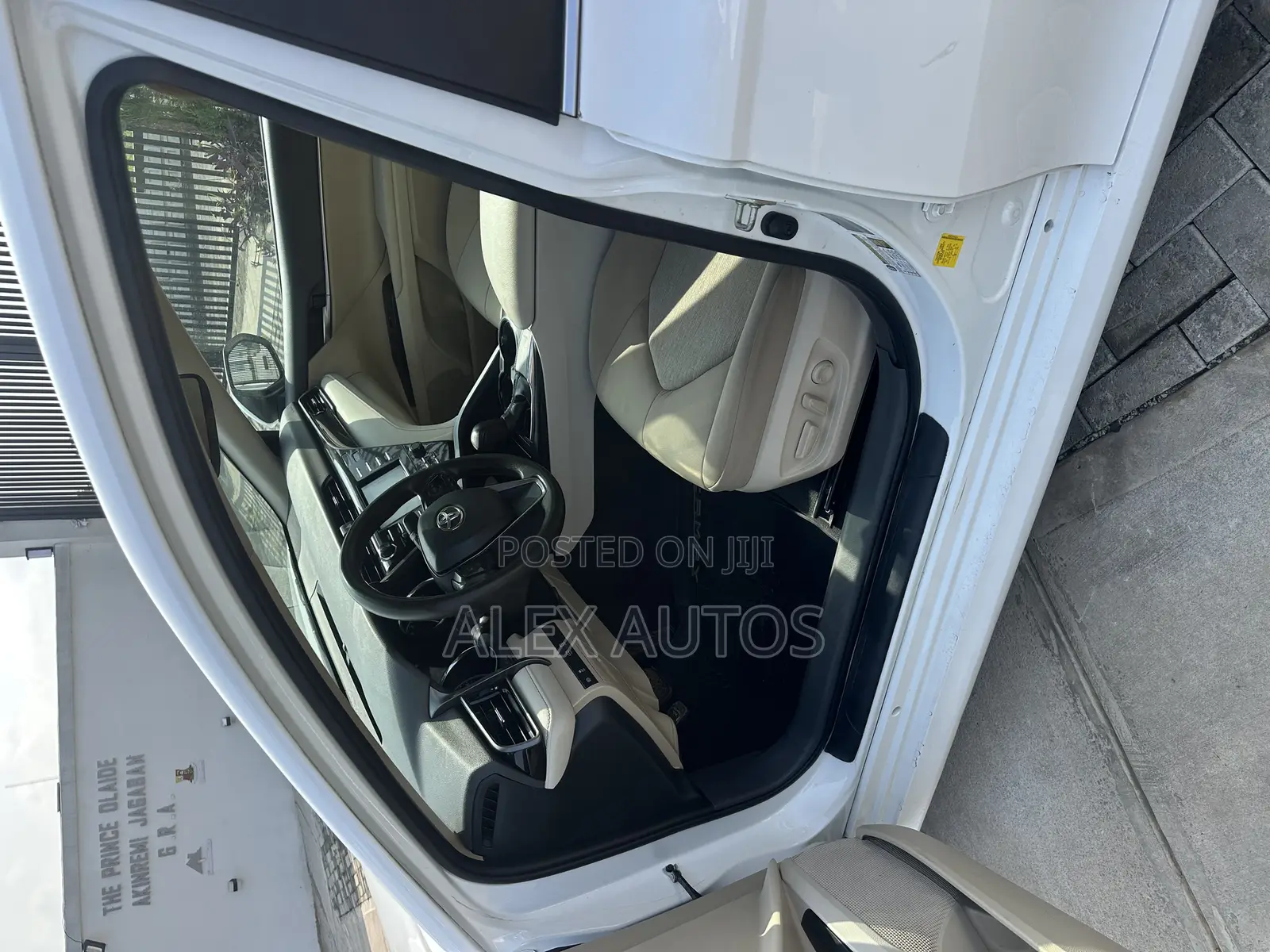 Toyota Camry 2020 White