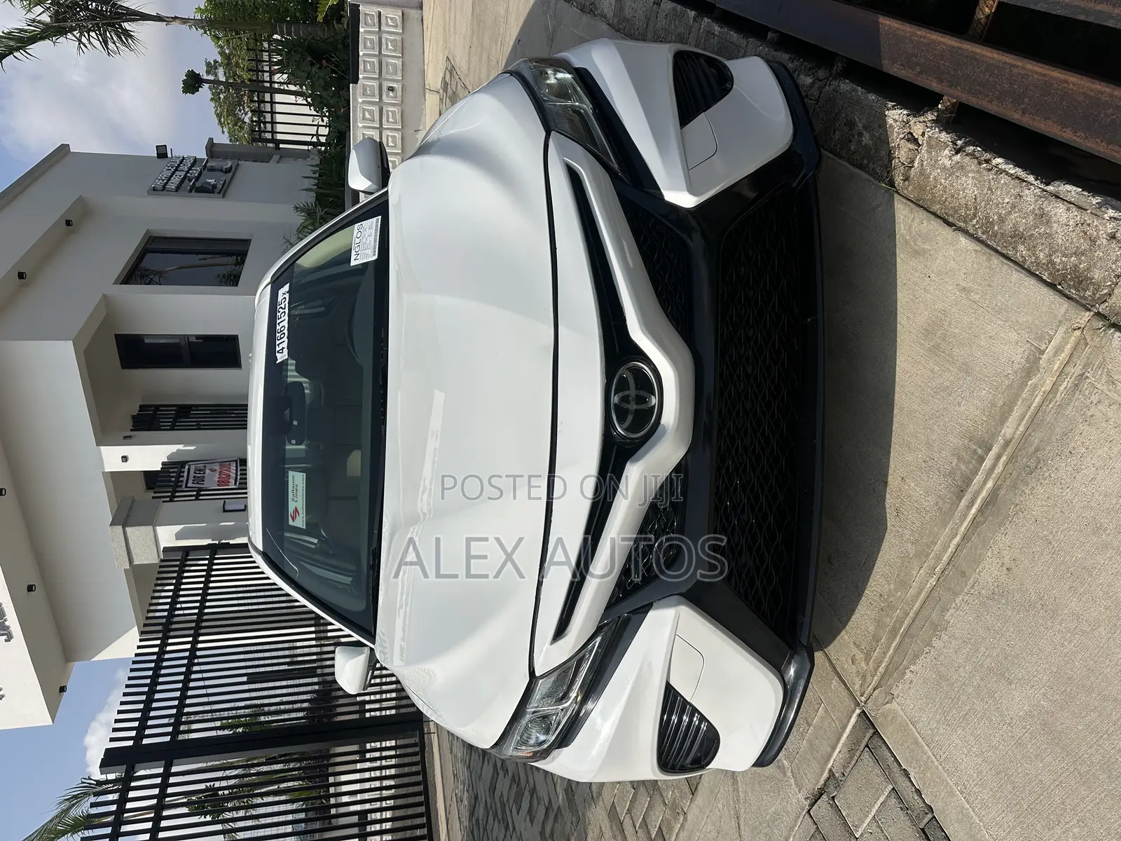 Toyota Camry 2020 White