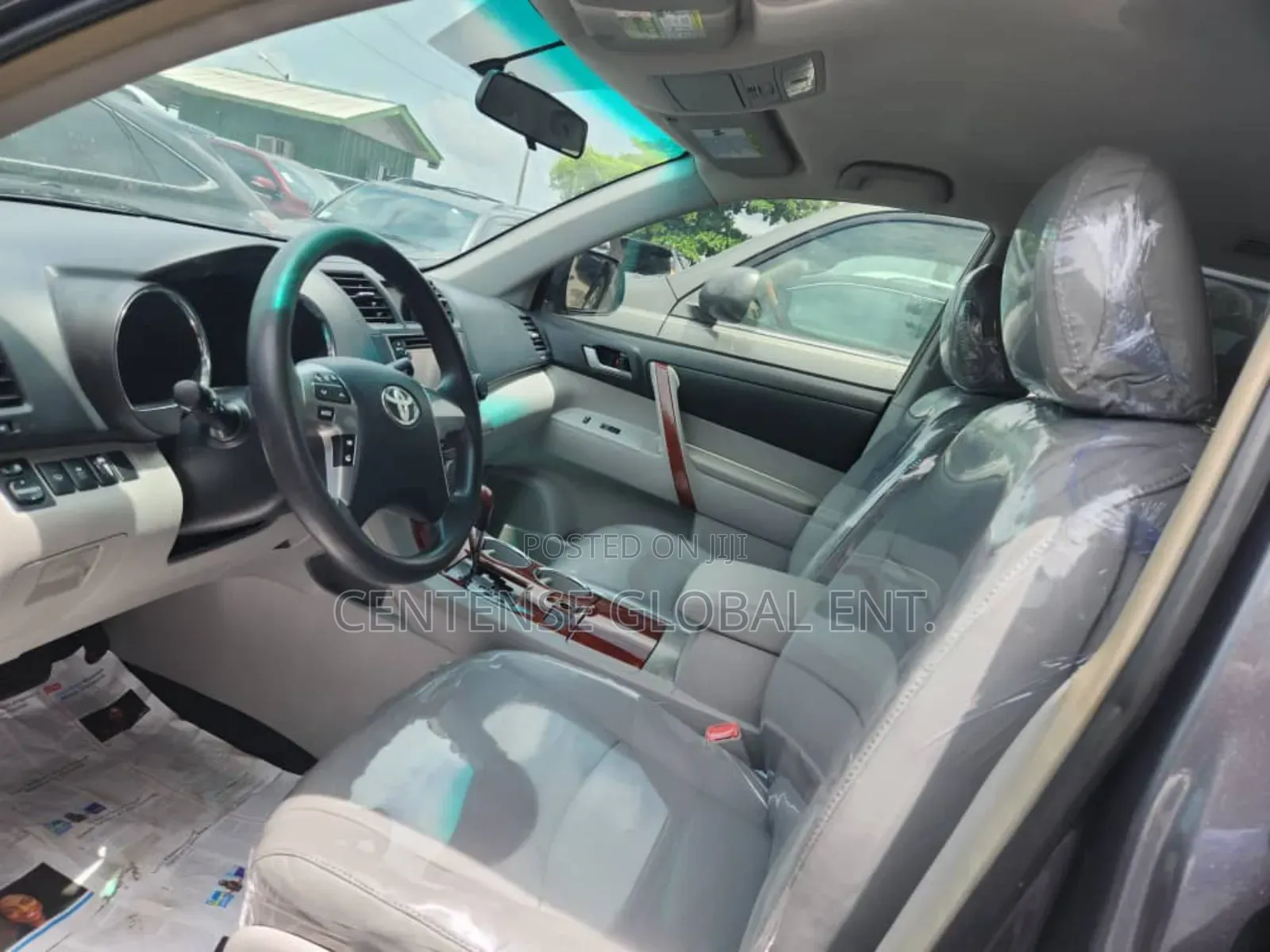 Toyota Highlander 3.5L 4WD 2013 Gray