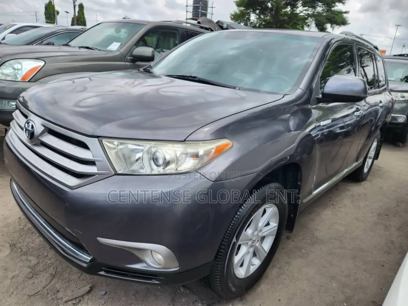 Toyota Highlander 3.5L 4WD 2013 Gray