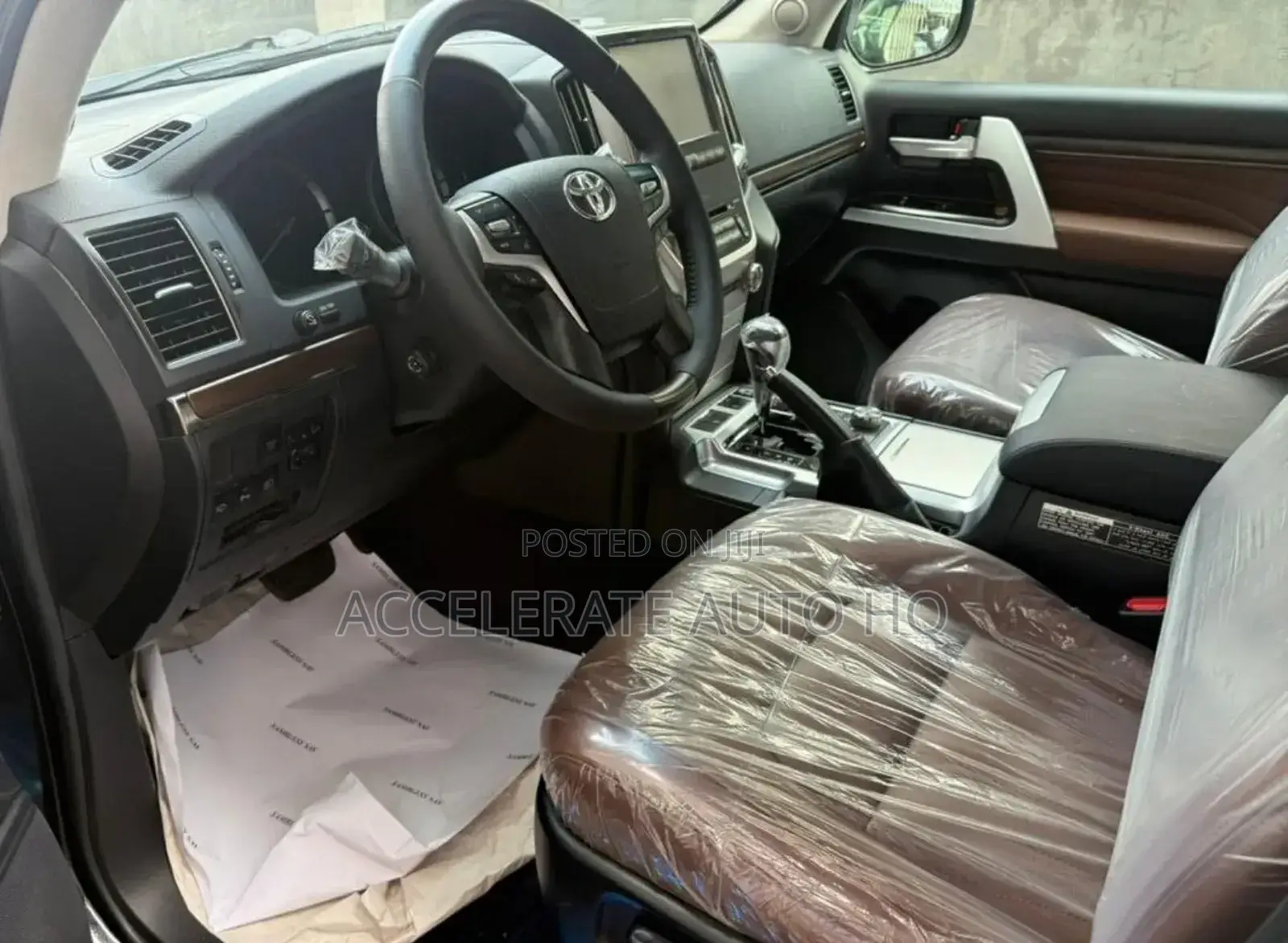 Toyota Land Cruiser 4.5 V8 VXR 2021 Black