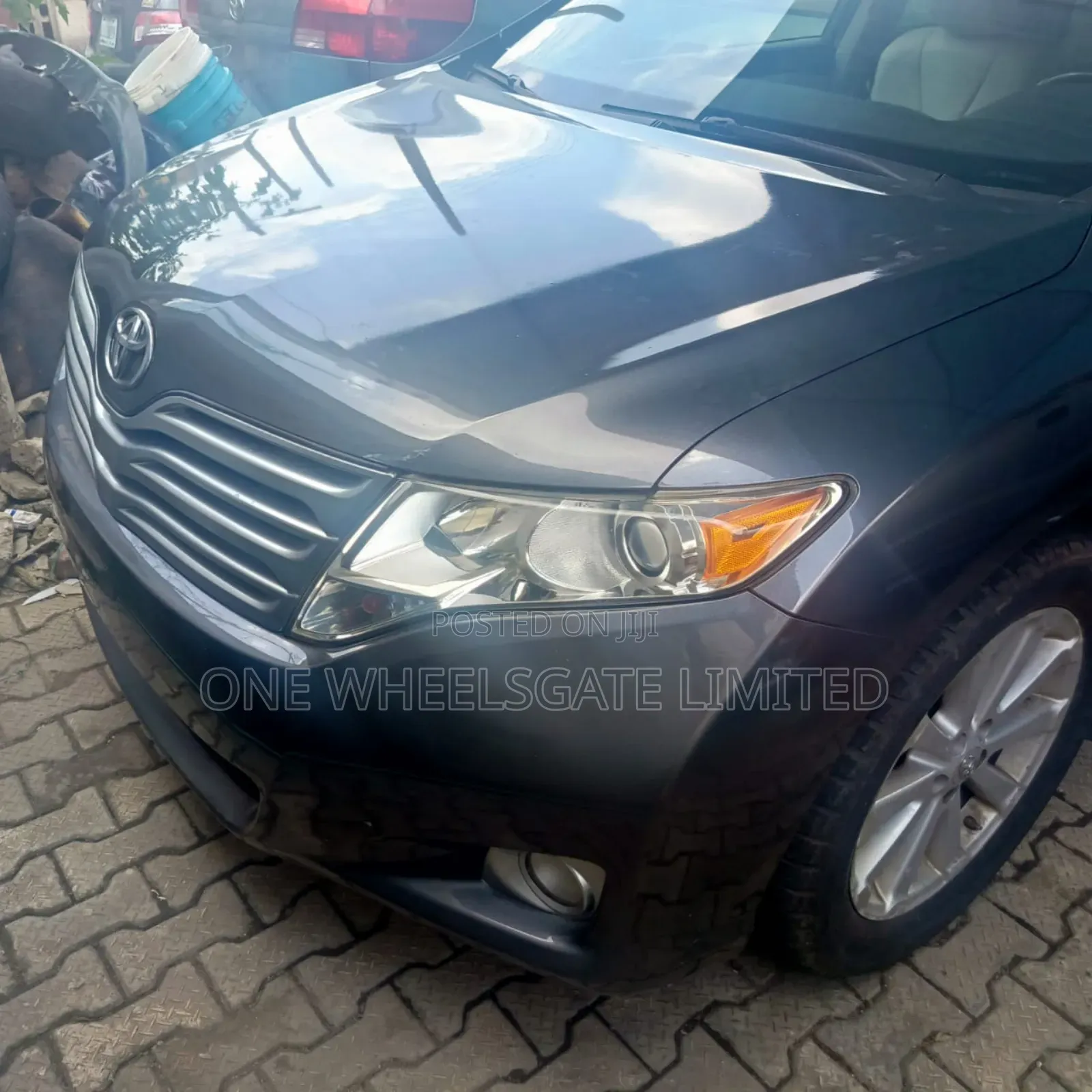 Toyota Venza LE 2010 Gray