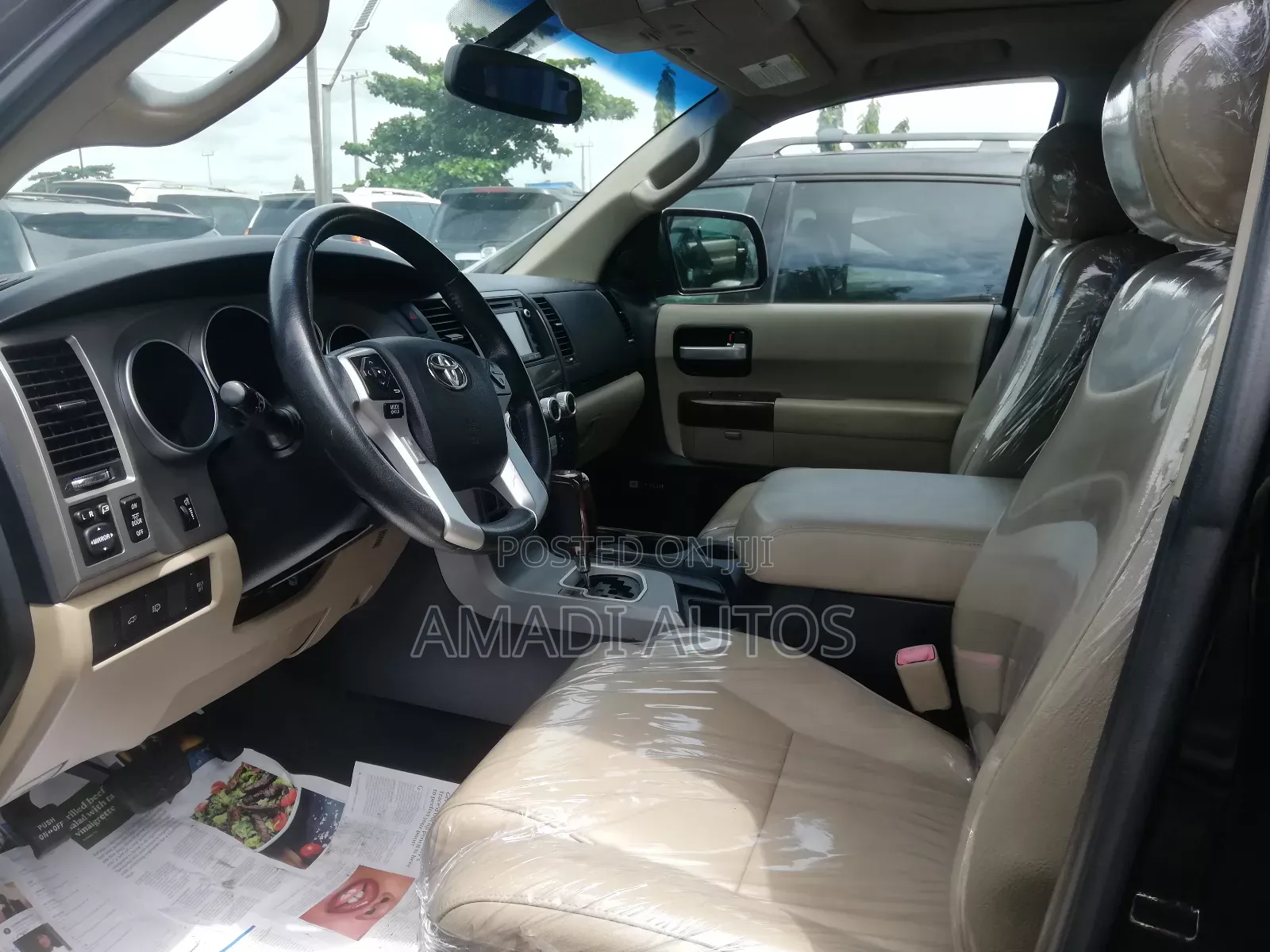 Toyota Sequoia Limited 4dr SUV 4WD (5.7L 8cyl 6A) 2015 Black