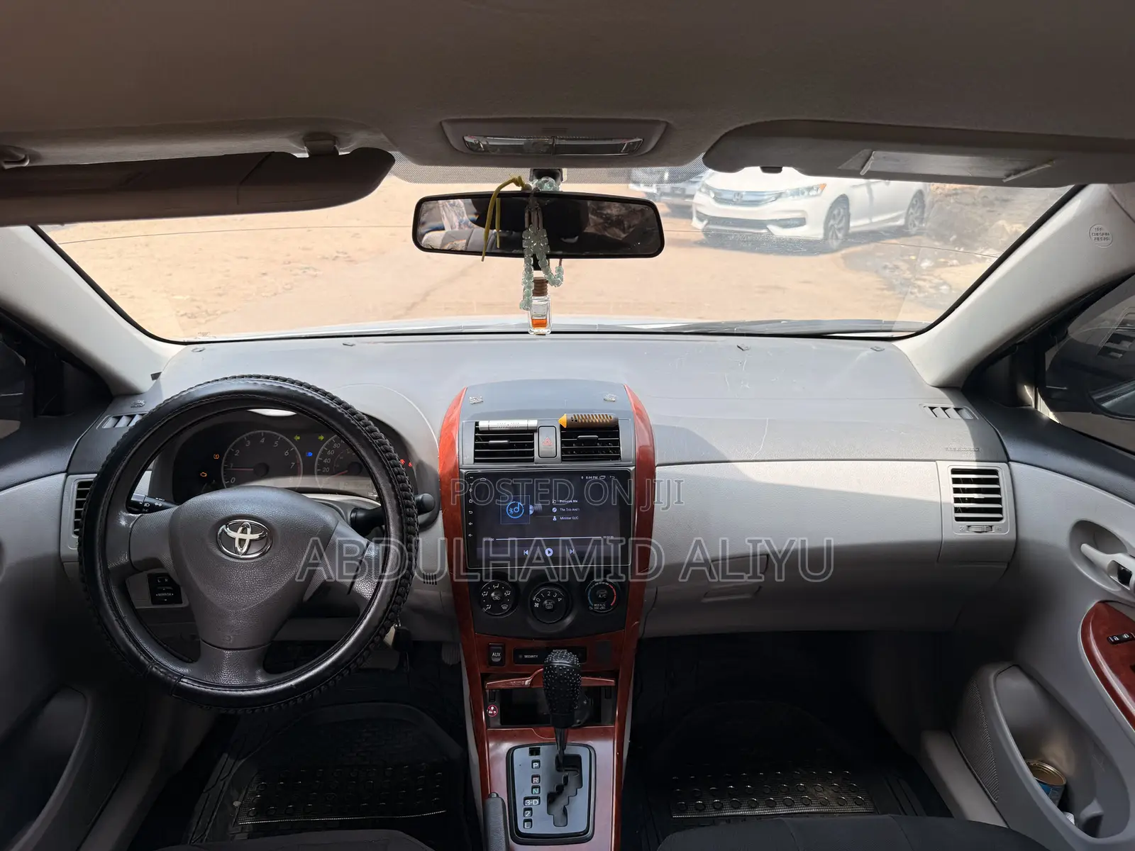 Toyota Corolla 2010 Silver