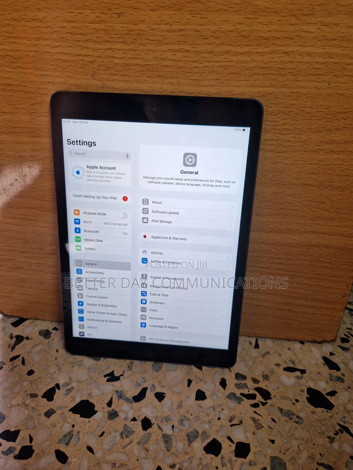 Apple iPad 9.7 128 GB Gray