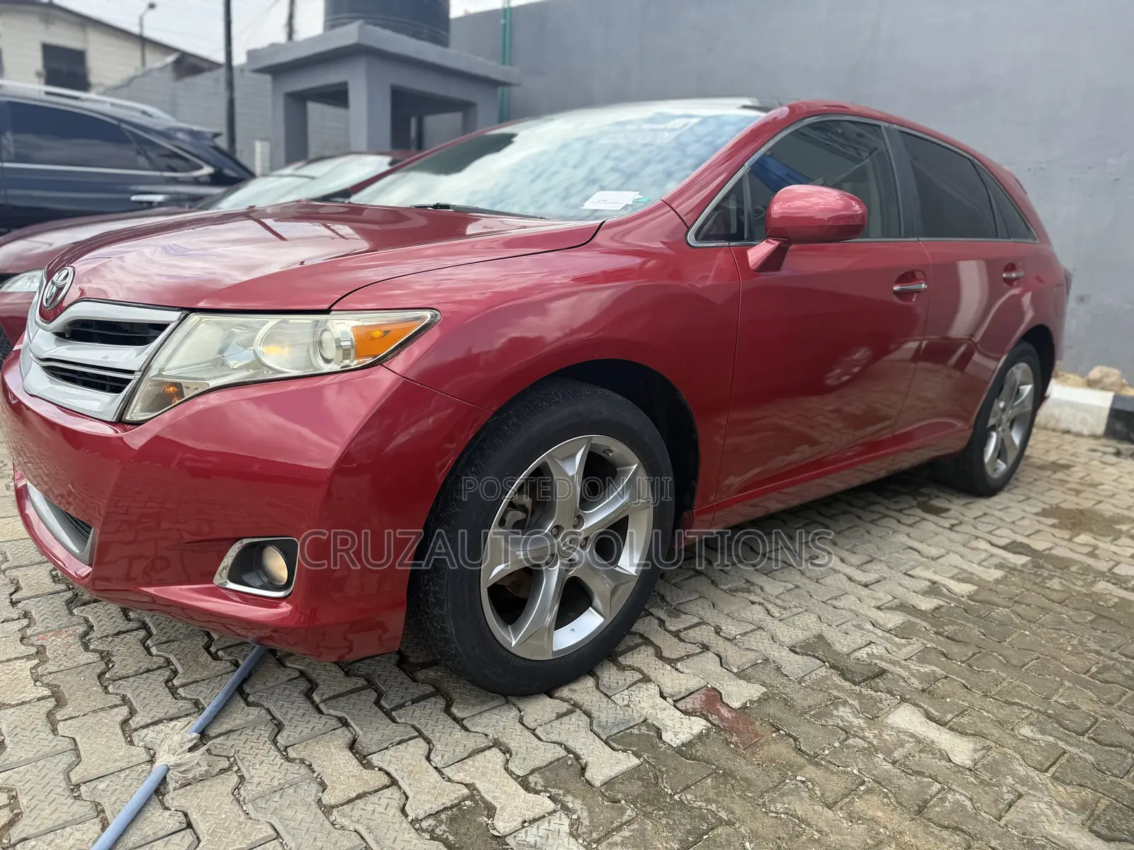 Toyota Venza XLE 2010 Red