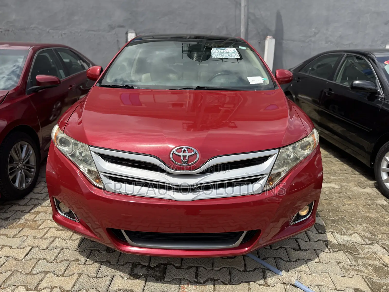 Toyota Venza XLE 2010 Red