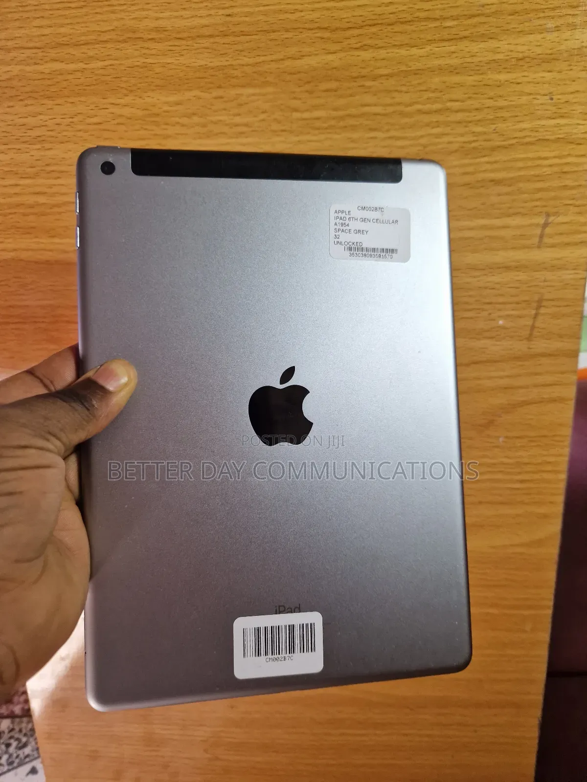 Apple iPad 10.2 (2019) 32 GB Gray