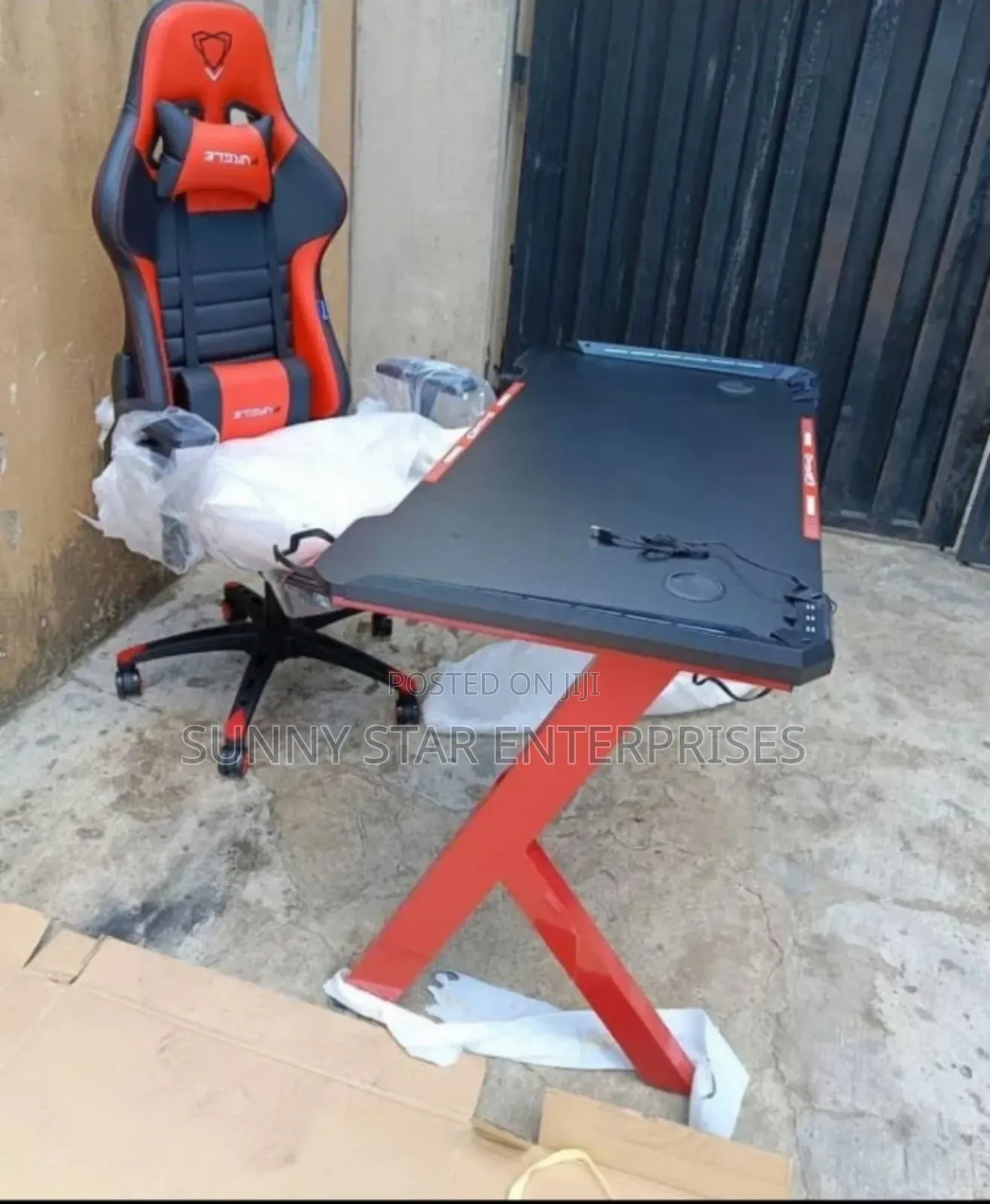 Gaming Chair and Table