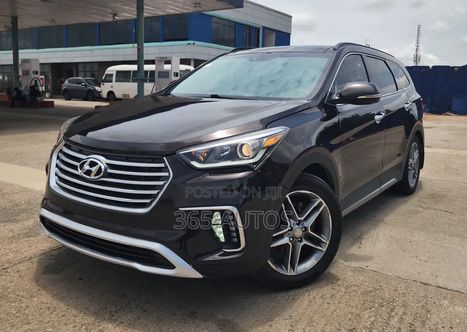 Hyundai Santa Fe Limited Ultimate AWD 2018 Brown