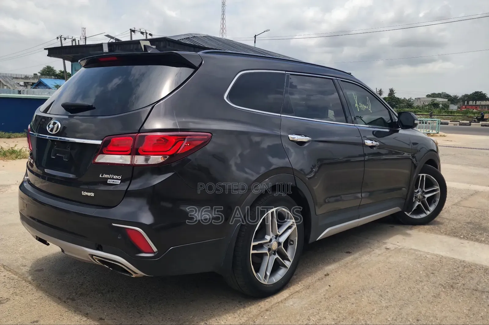Hyundai Santa Fe Limited Ultimate AWD 2018 Brown