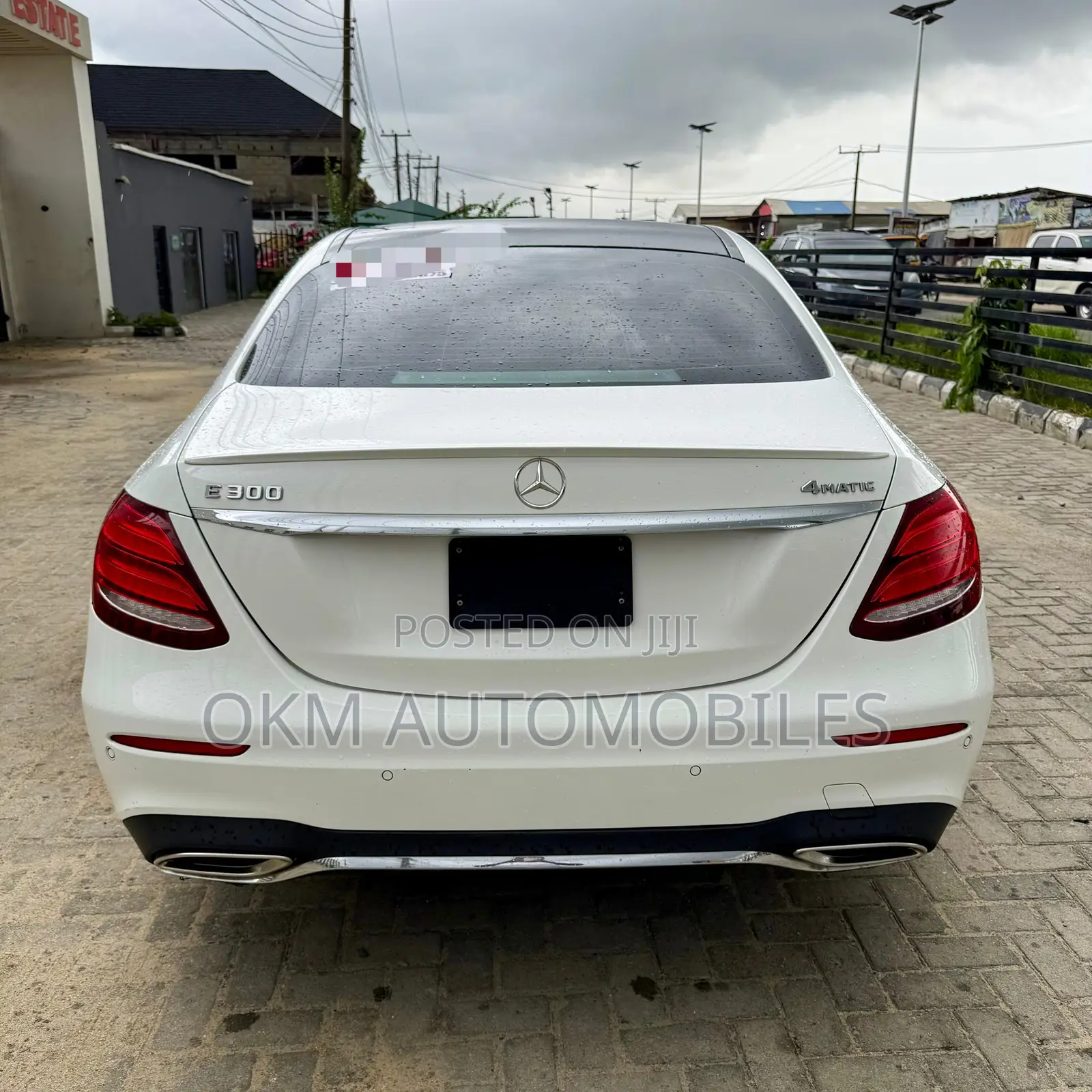 Mercedes-Benz E300 4Matic AWD Sedan (2.0L 4cyl 9A) 2017 White