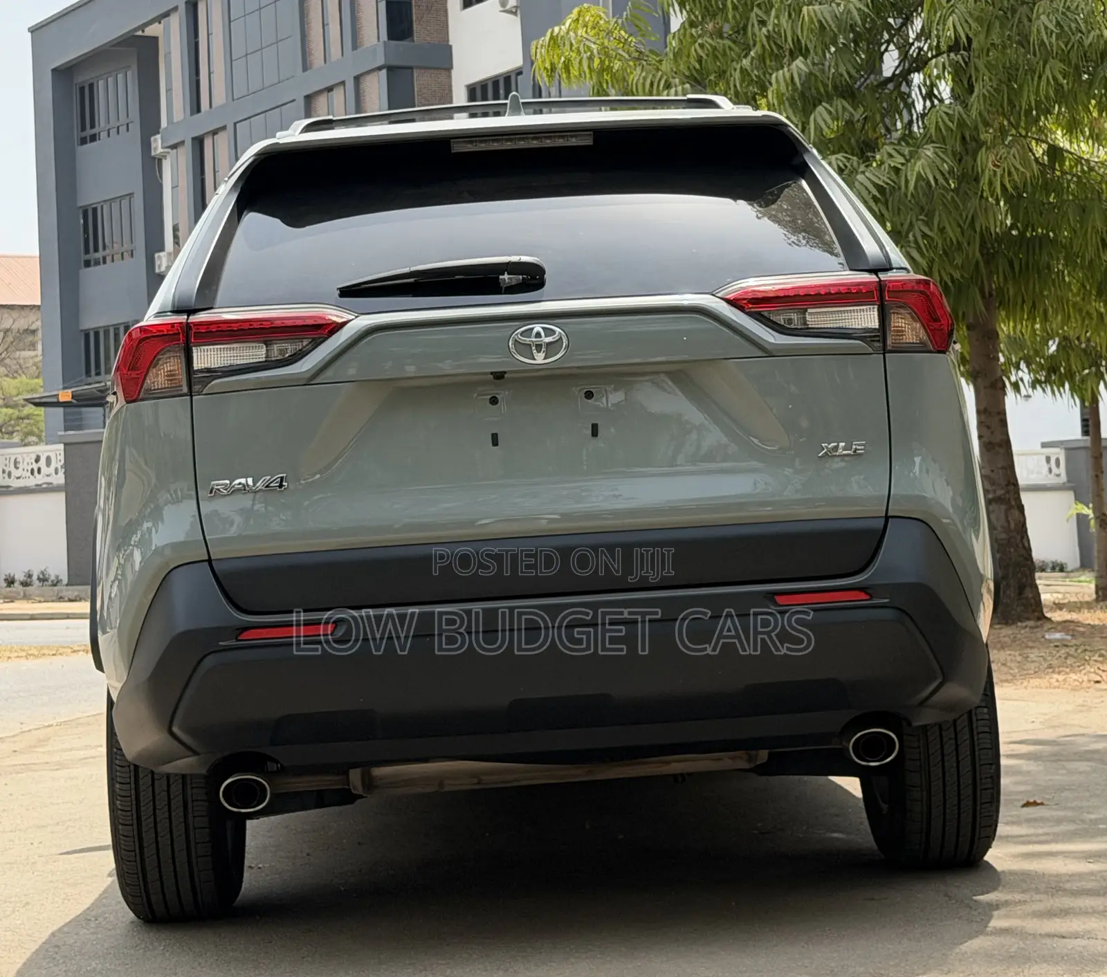 Toyota RAV4 XLE 2022 Green
