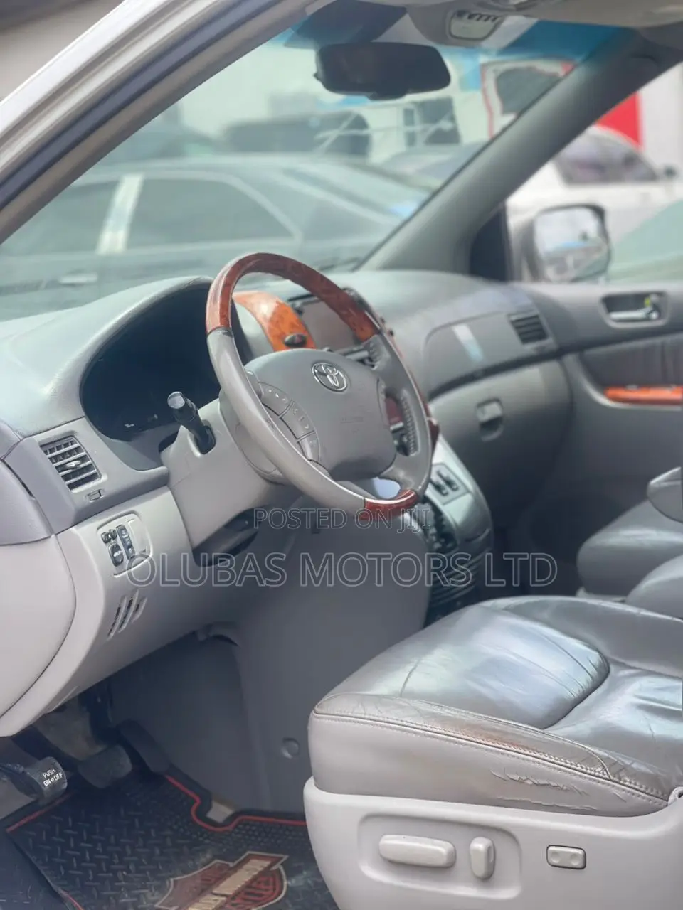 Toyota Sienna XLE Limited 2008 Silver