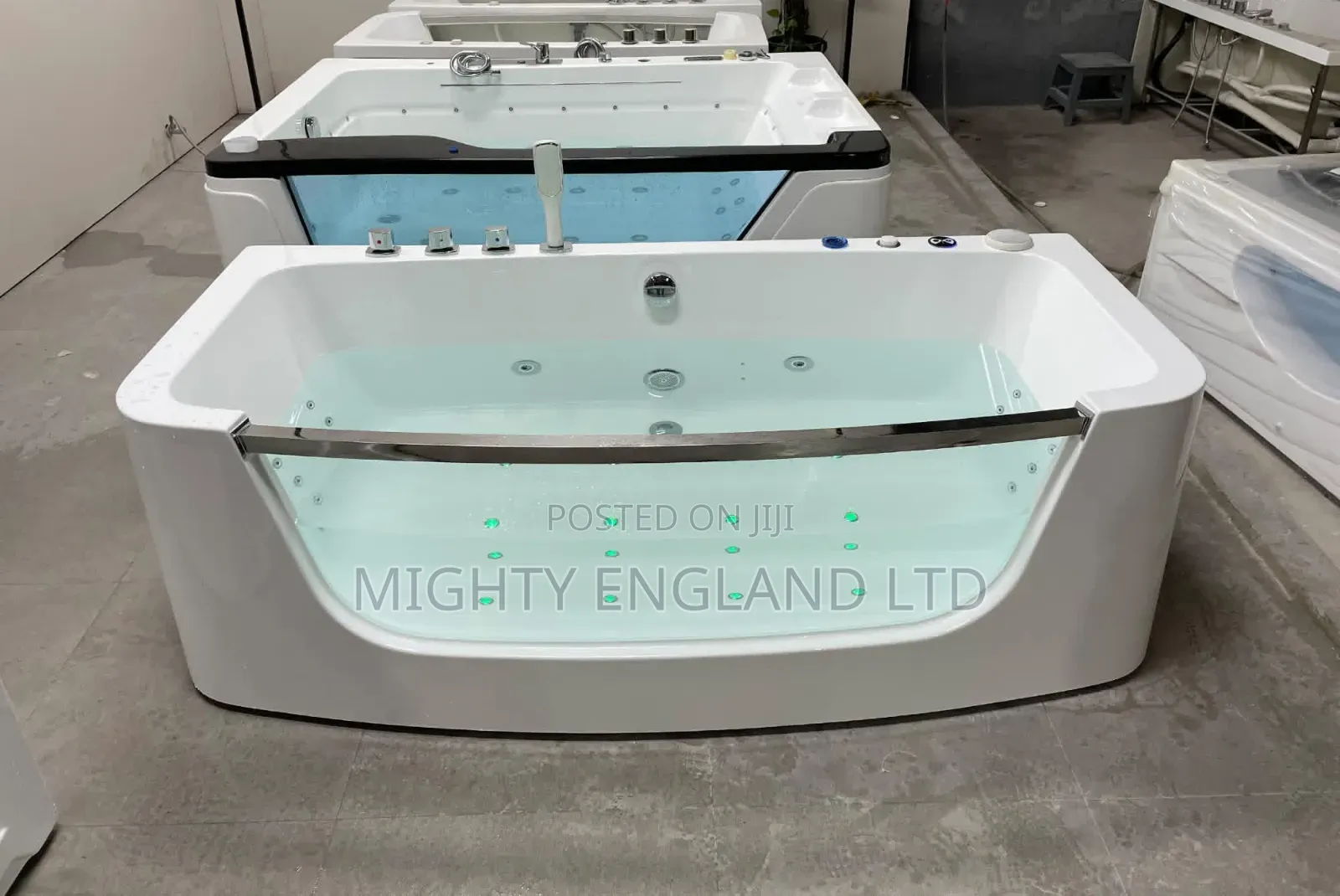 Luxury Rectangular Freestanding Acrylic Whirlpool Massage Bathtub