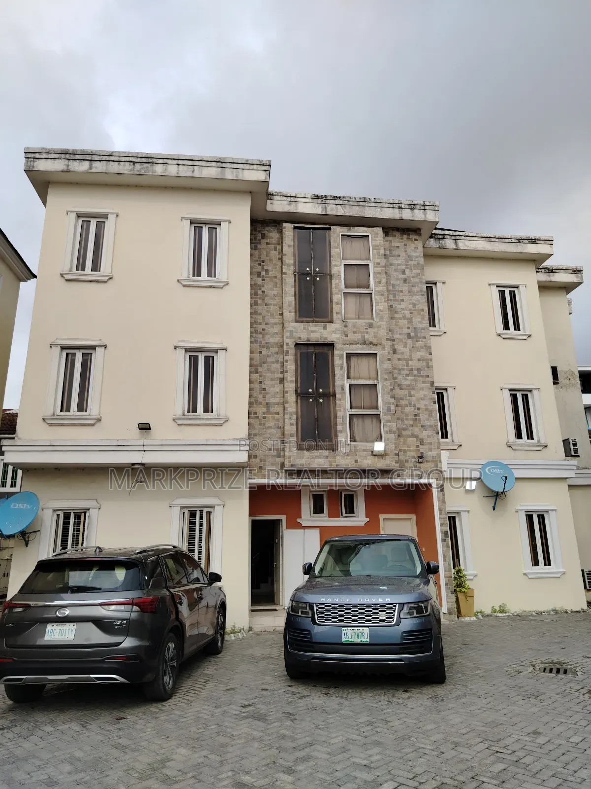 4bdrm Duplex in Ikate Lekki Lagos for sale