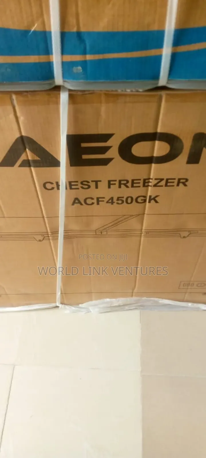 Aeon Chest Freezer Double Door With Key Lock And Company Warranty.