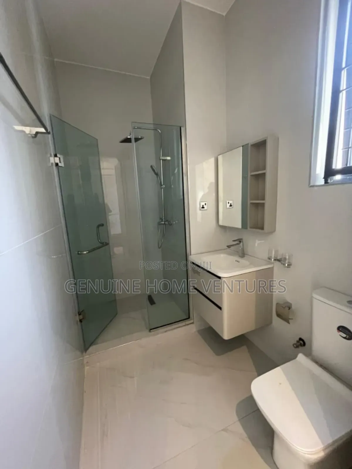 5bdrm Duplex in Lekki Phase One for sale