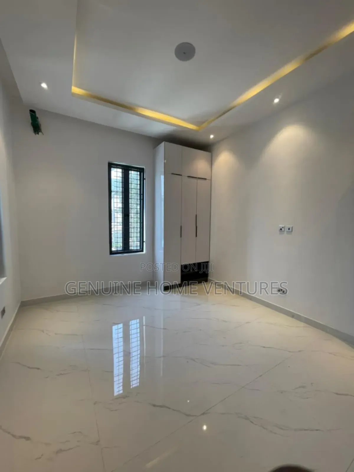 5bdrm Duplex in Lekki Phase One for sale