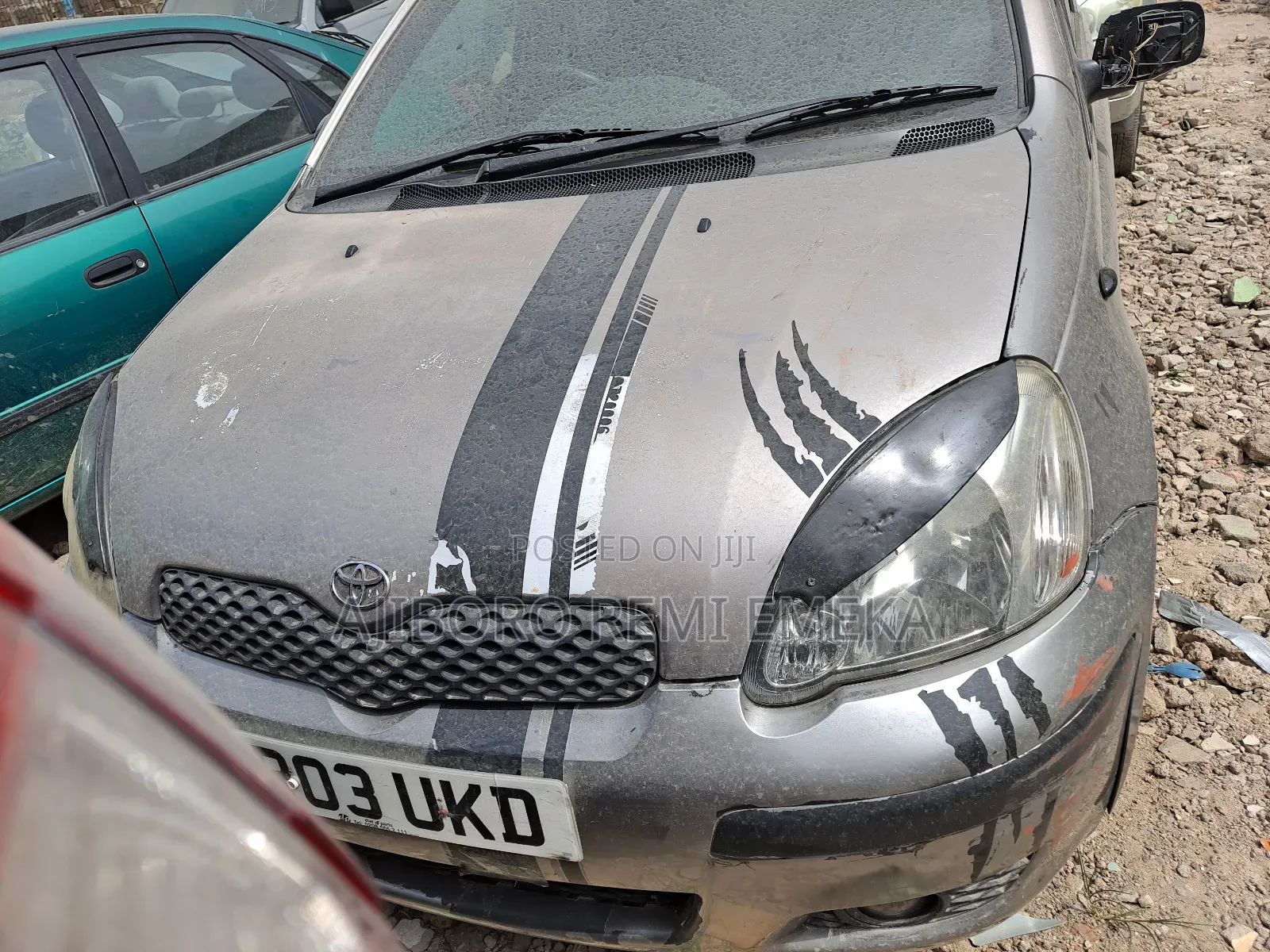 Toyota Yaris 2003 Brown