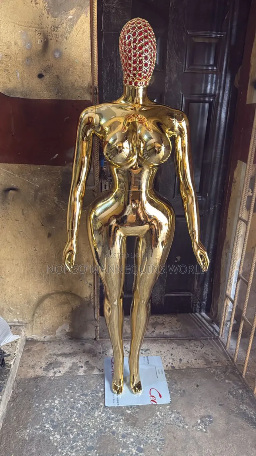 Size 14 Big Bum Bum Gold Chrome Female Mannequin With Net Head