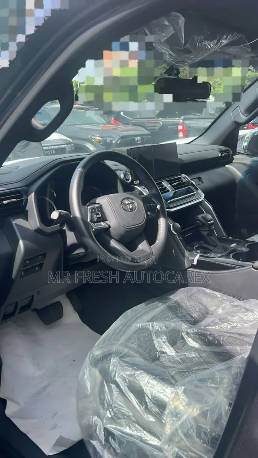 New Toyota Land Cruiser LC300 2025 Gray