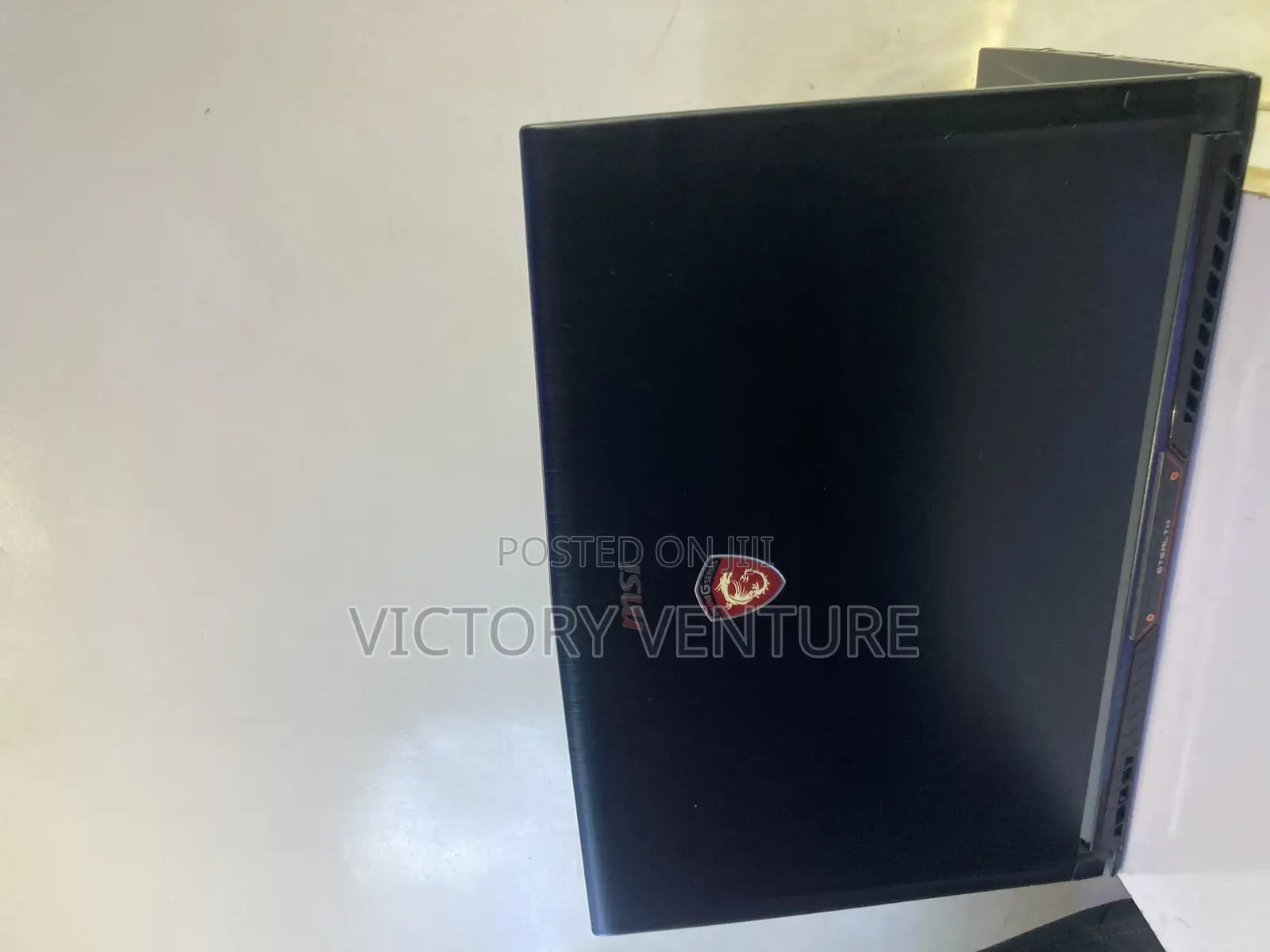 Laptop MSI GS63 7RE Stealth Pro 8GB Intel Core i7 SSD 256GB